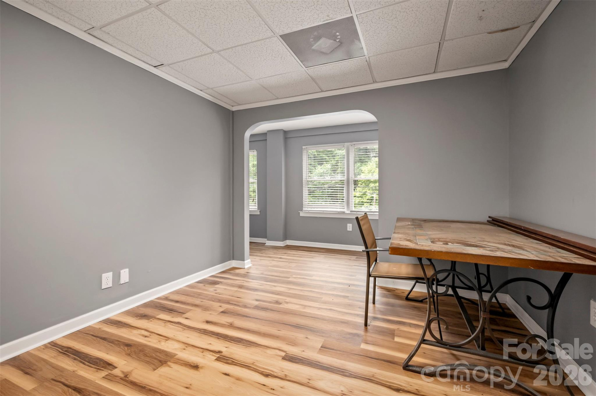 1840 Memorial Highway - Photo 36