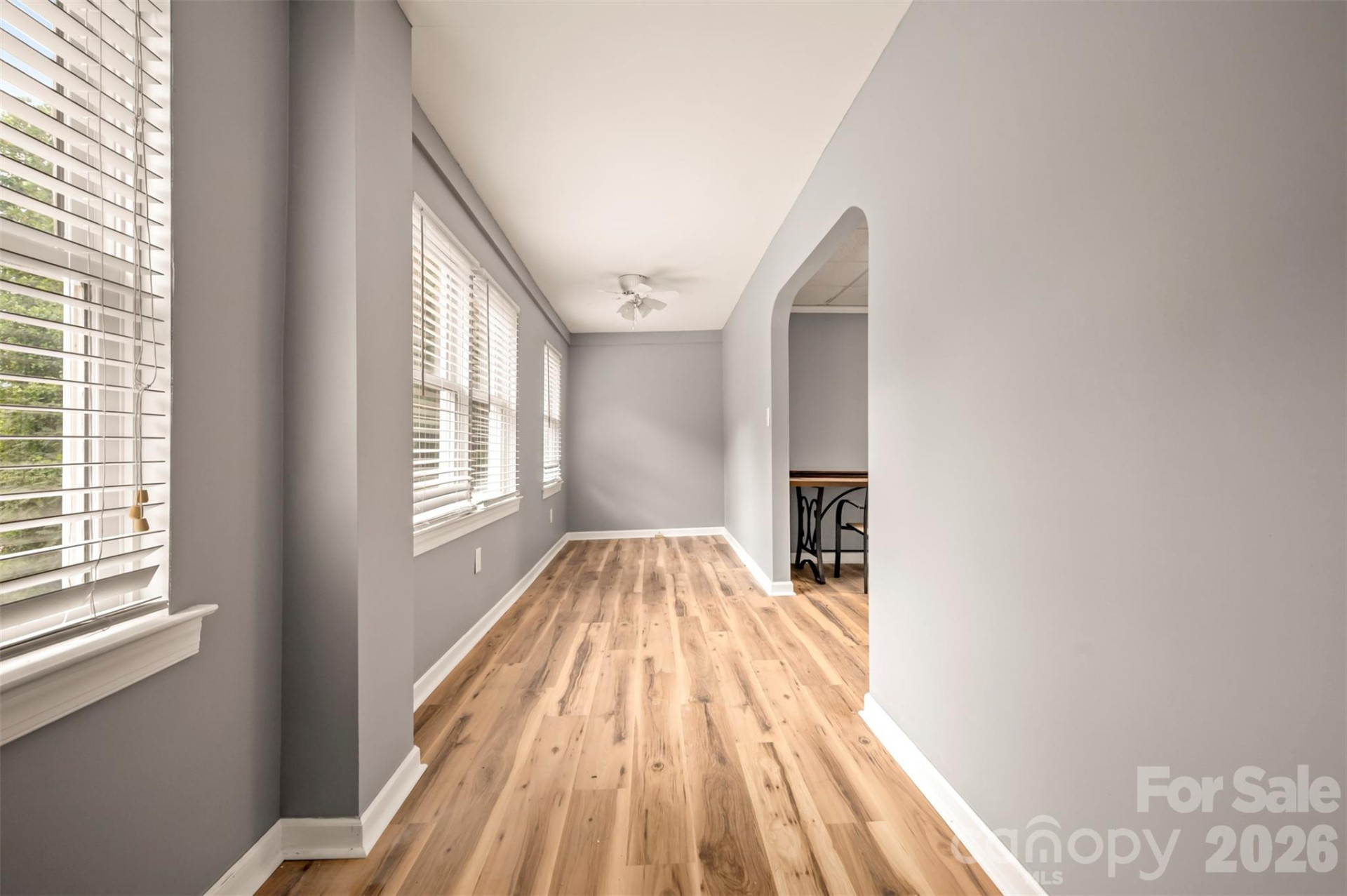 1840 Memorial Highway - Photo 38