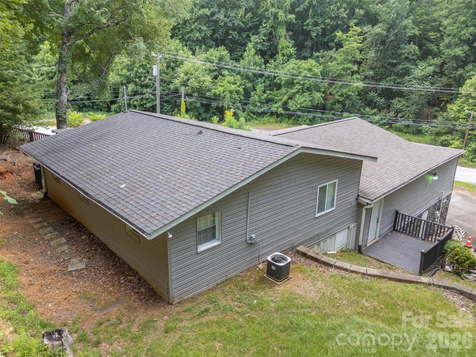 1840 Memorial Highway - Photo 7