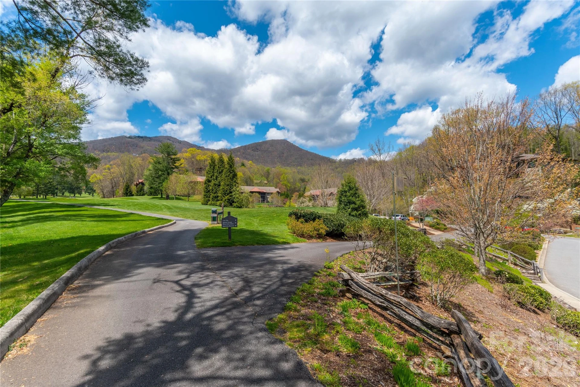 391 Valley View Drive - Photo 21