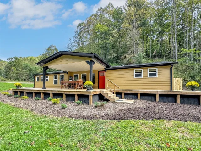 70 Icicle Ridge Road