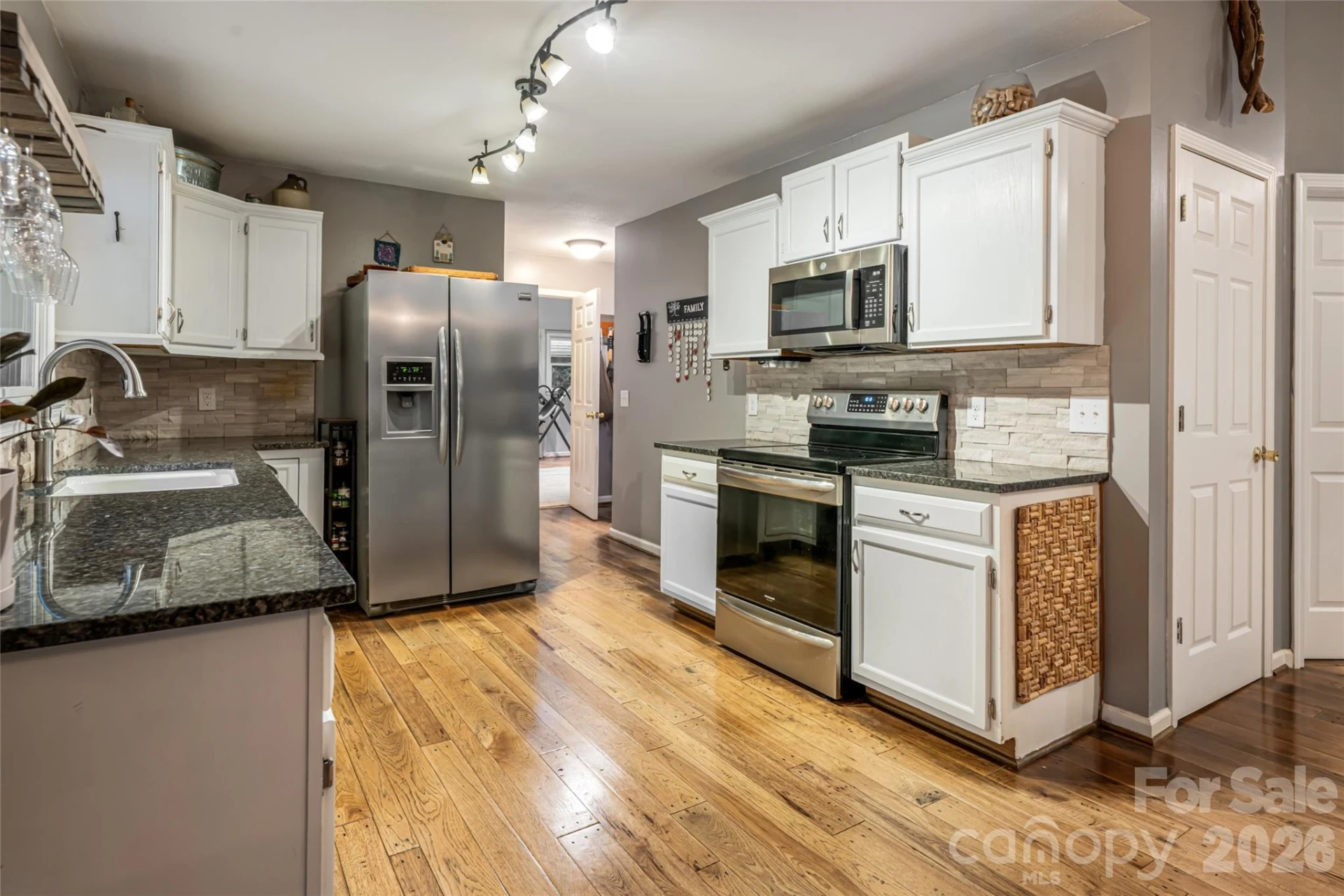 19 Forge Drive - Photo 4