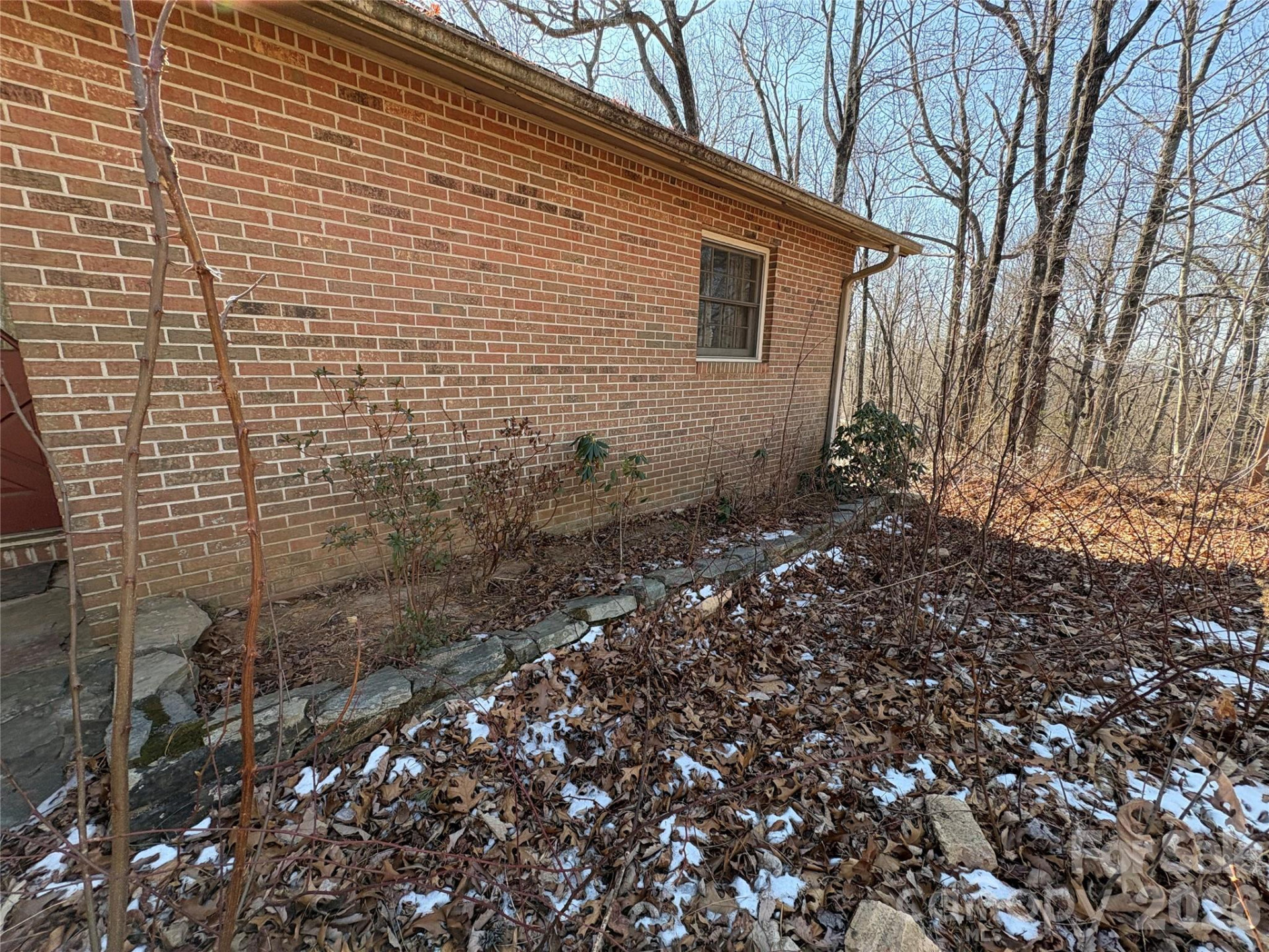 700 Summit Road - Photo 16