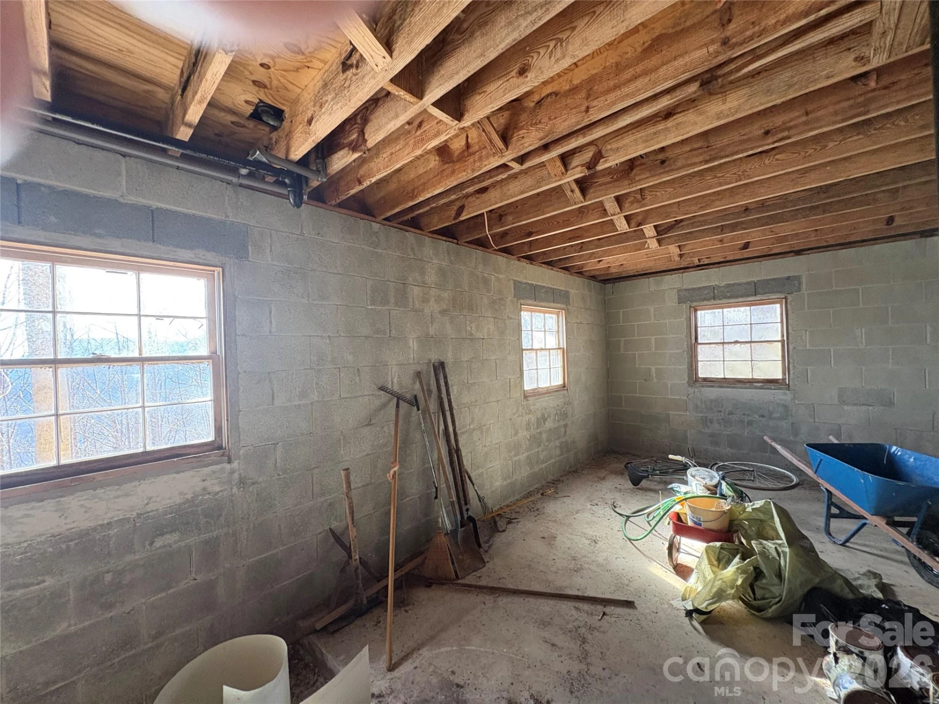 700 Summit Road - Photo 19