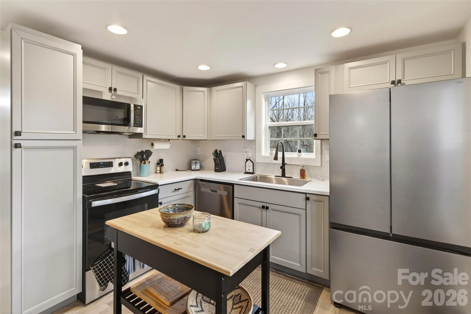 250 Seagle Street - Photo 19
