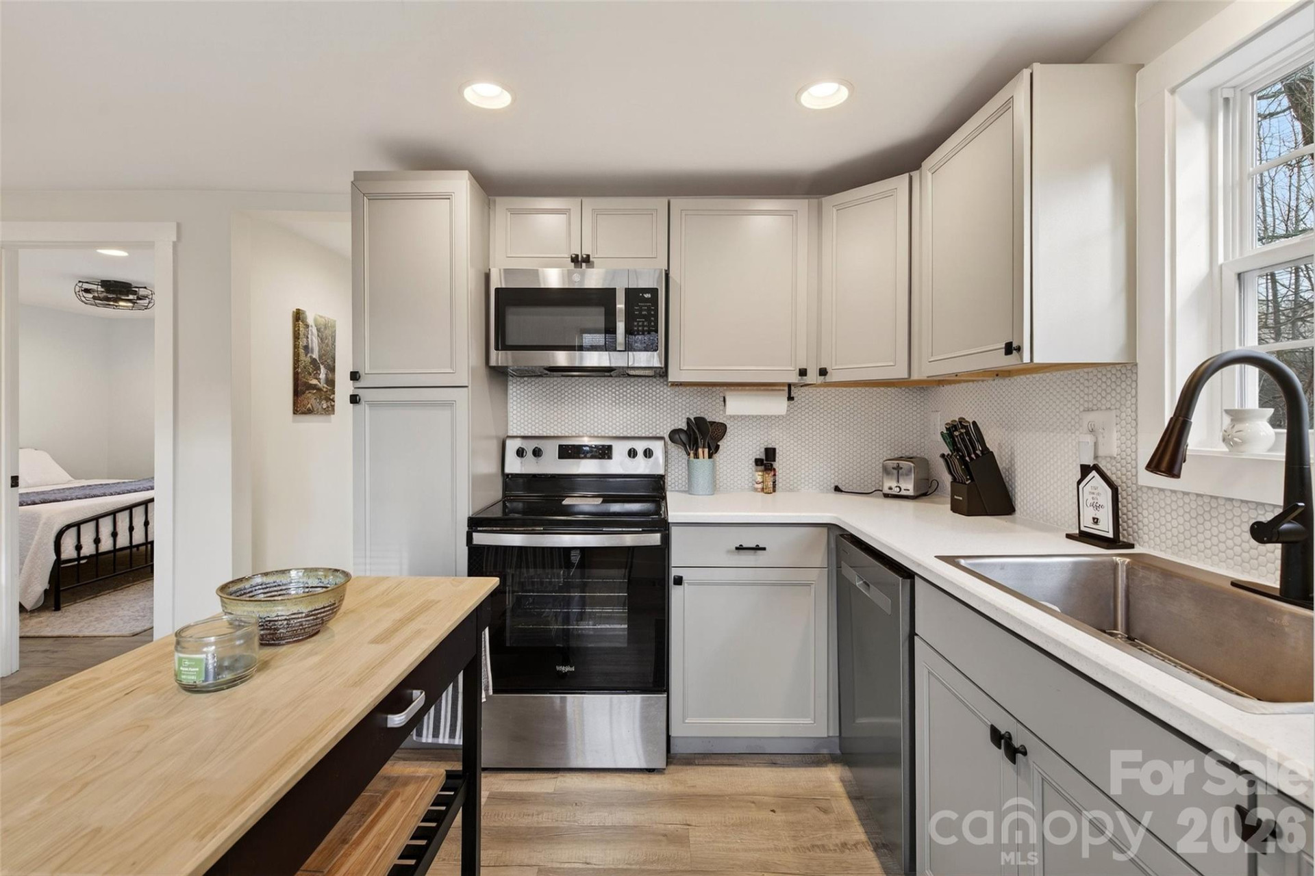 250 Seagle Street - Photo 16