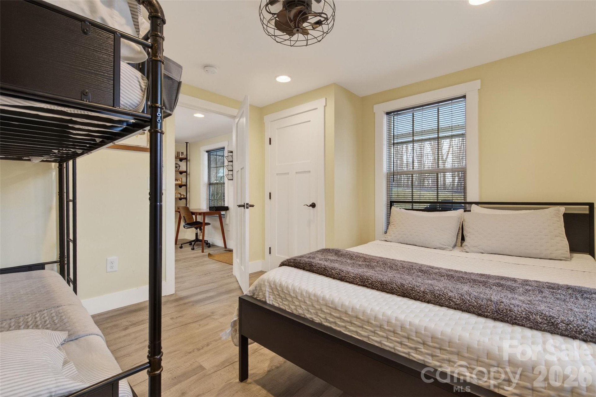 250 Seagle Street - Photo 20