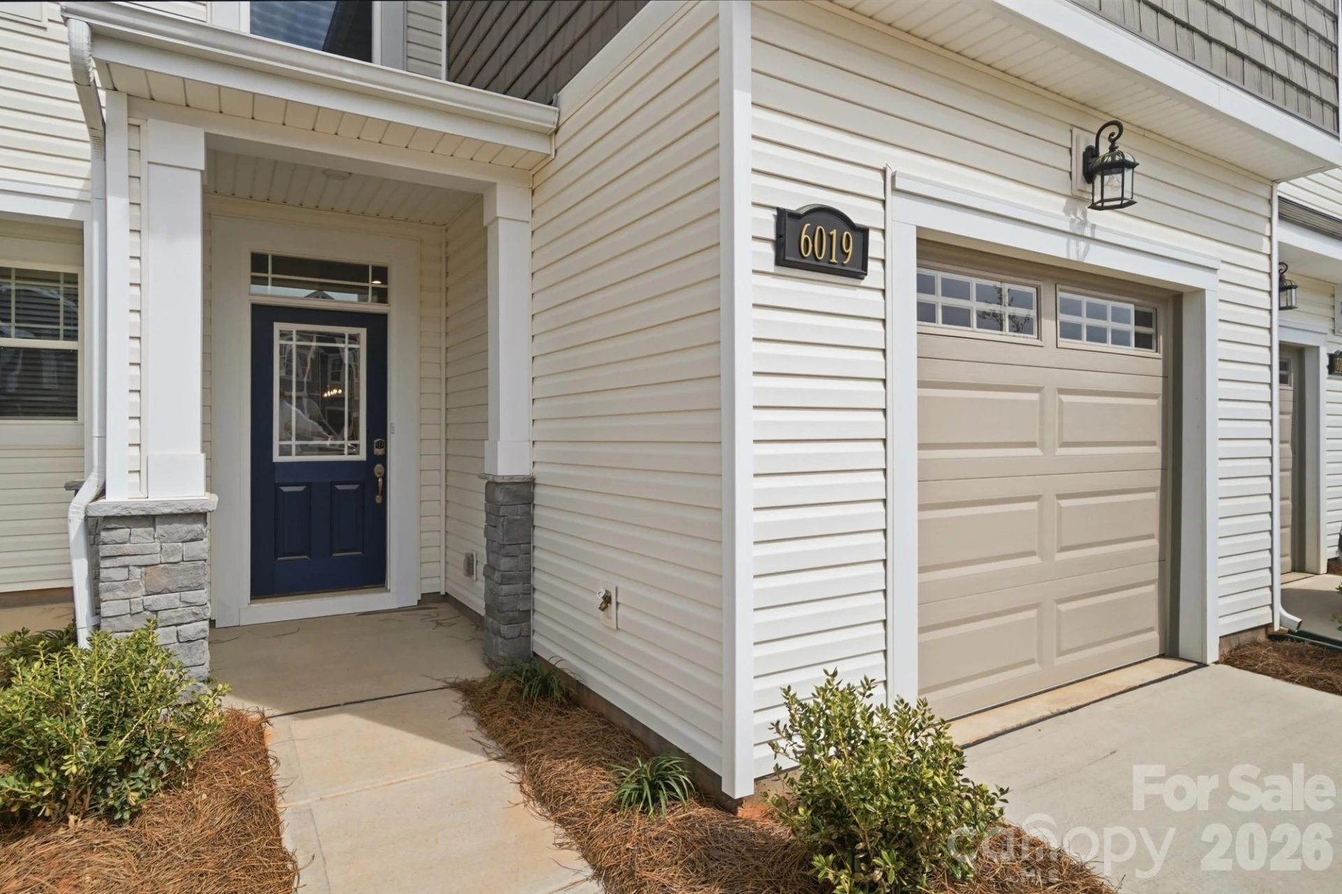 6019 Mallow Crossing Lane - Photo 2