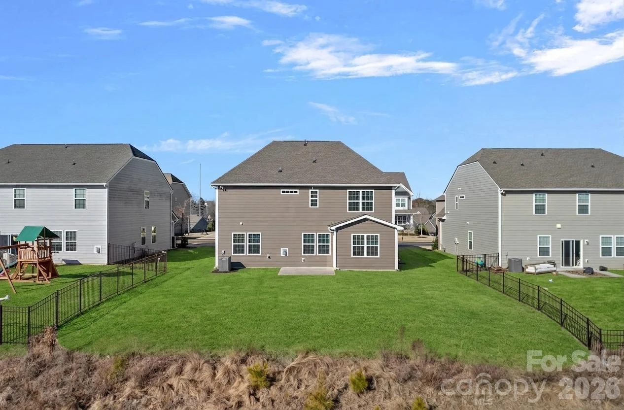 17519 Snug Harbor Road - Photo 29