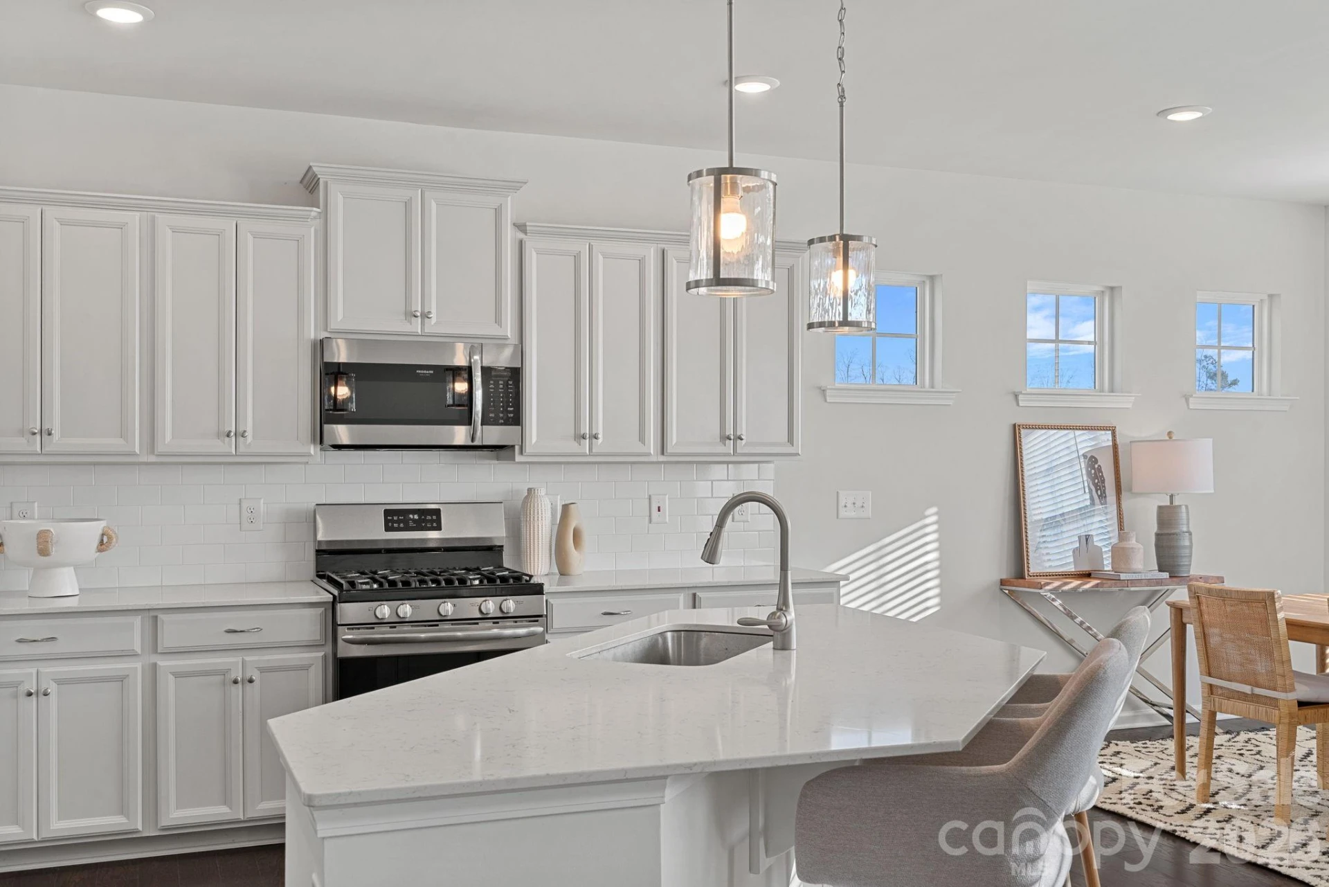 17519 Snug Harbor Road - Photo 4