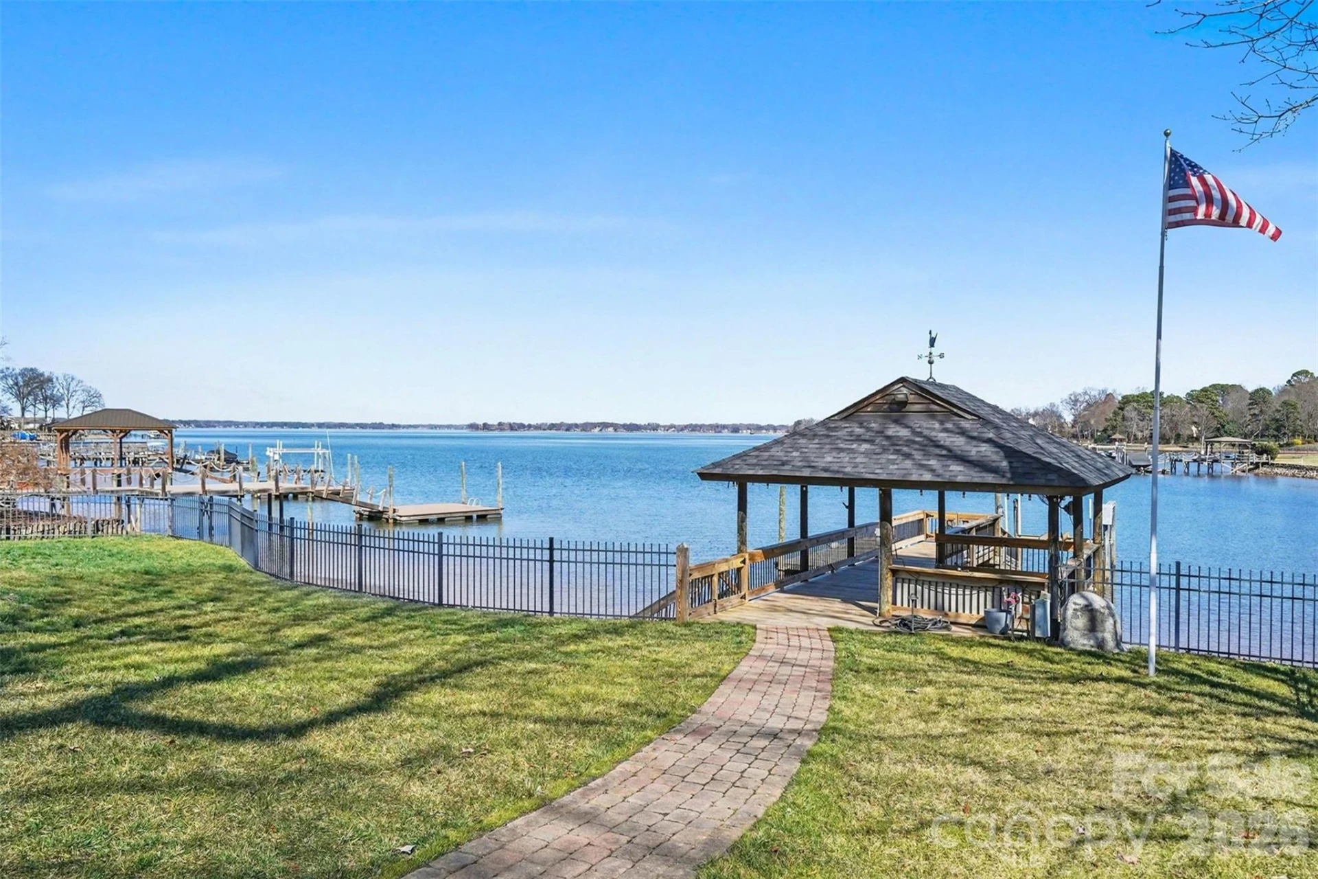 20410 Island Forest Drive - Photo 5