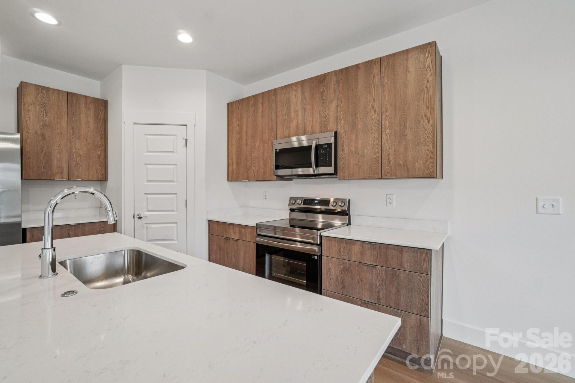 17 Bolton Street #9 - Photo 12