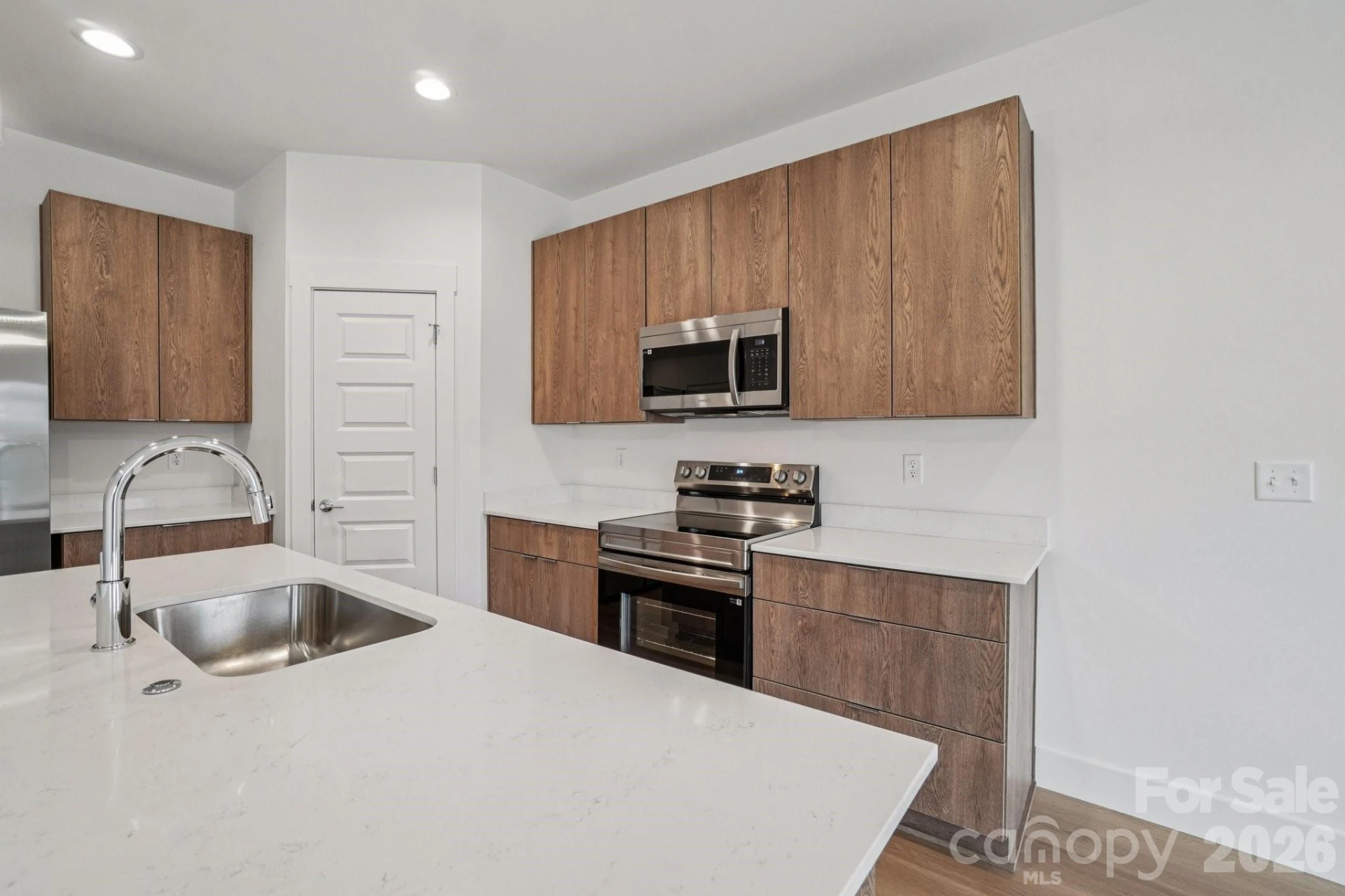 17 Bolton Street #9 - Photo 12
