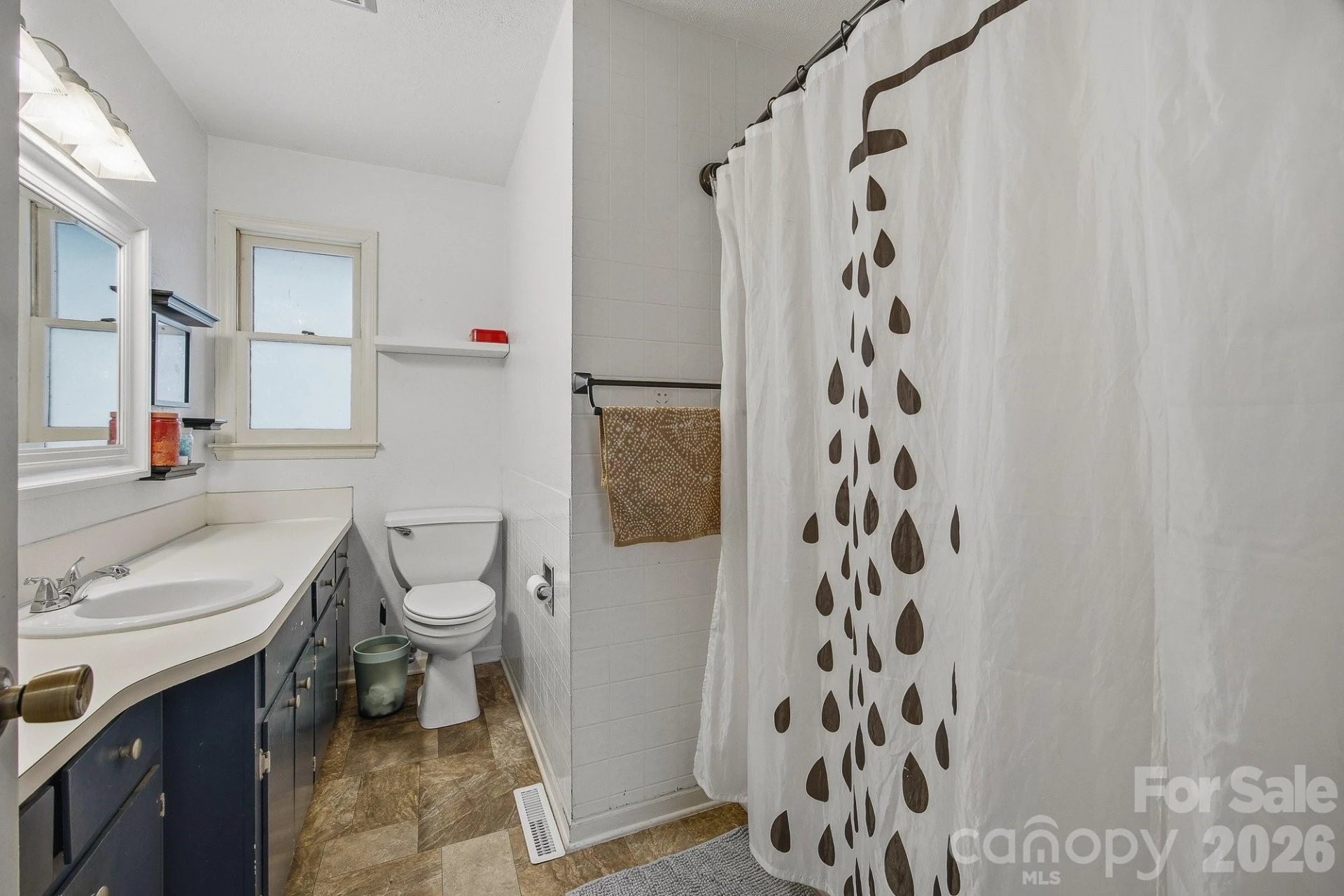 101 Honeysuckle Lane - Photo 17