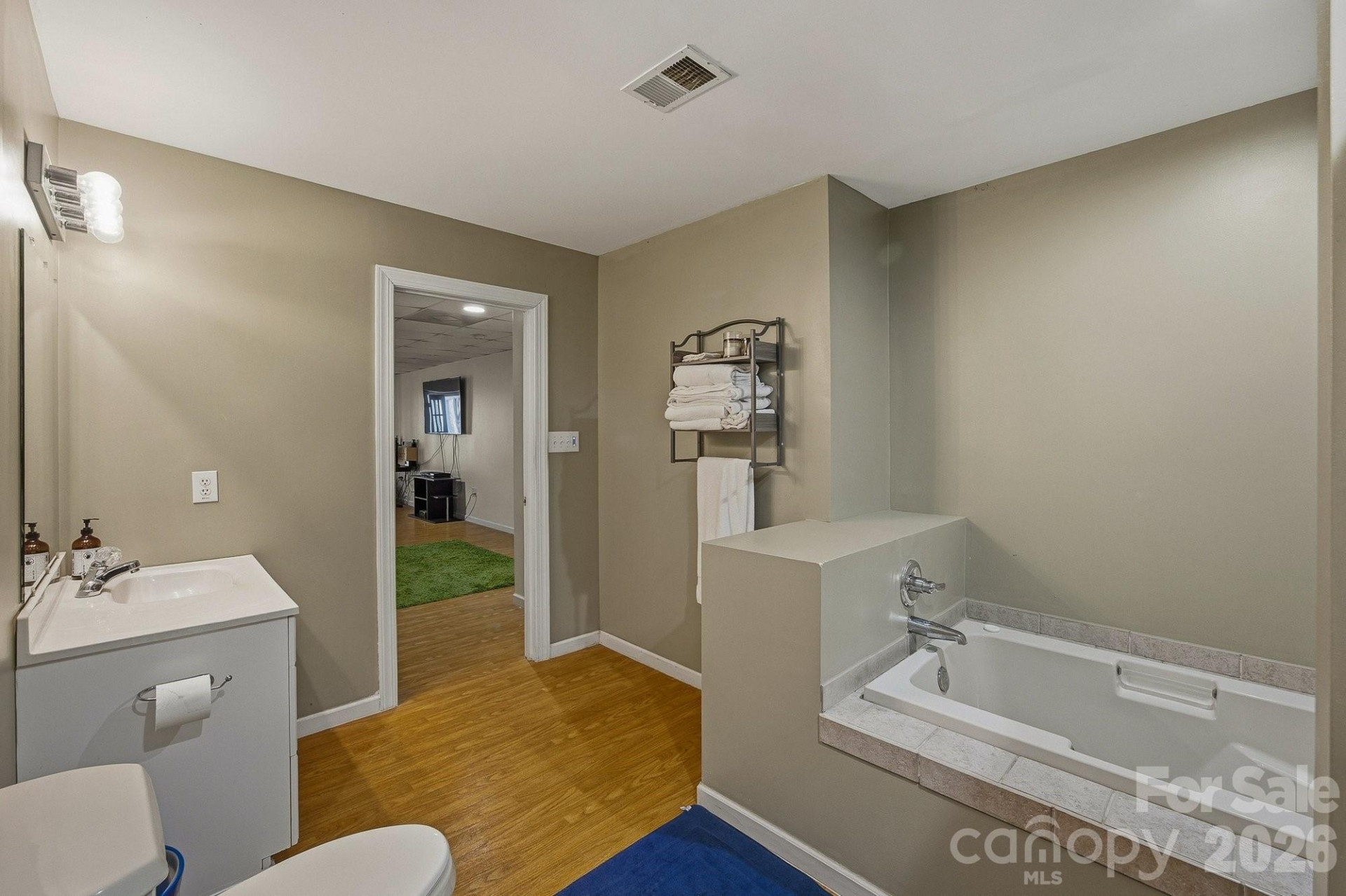 101 Honeysuckle Lane - Photo 24