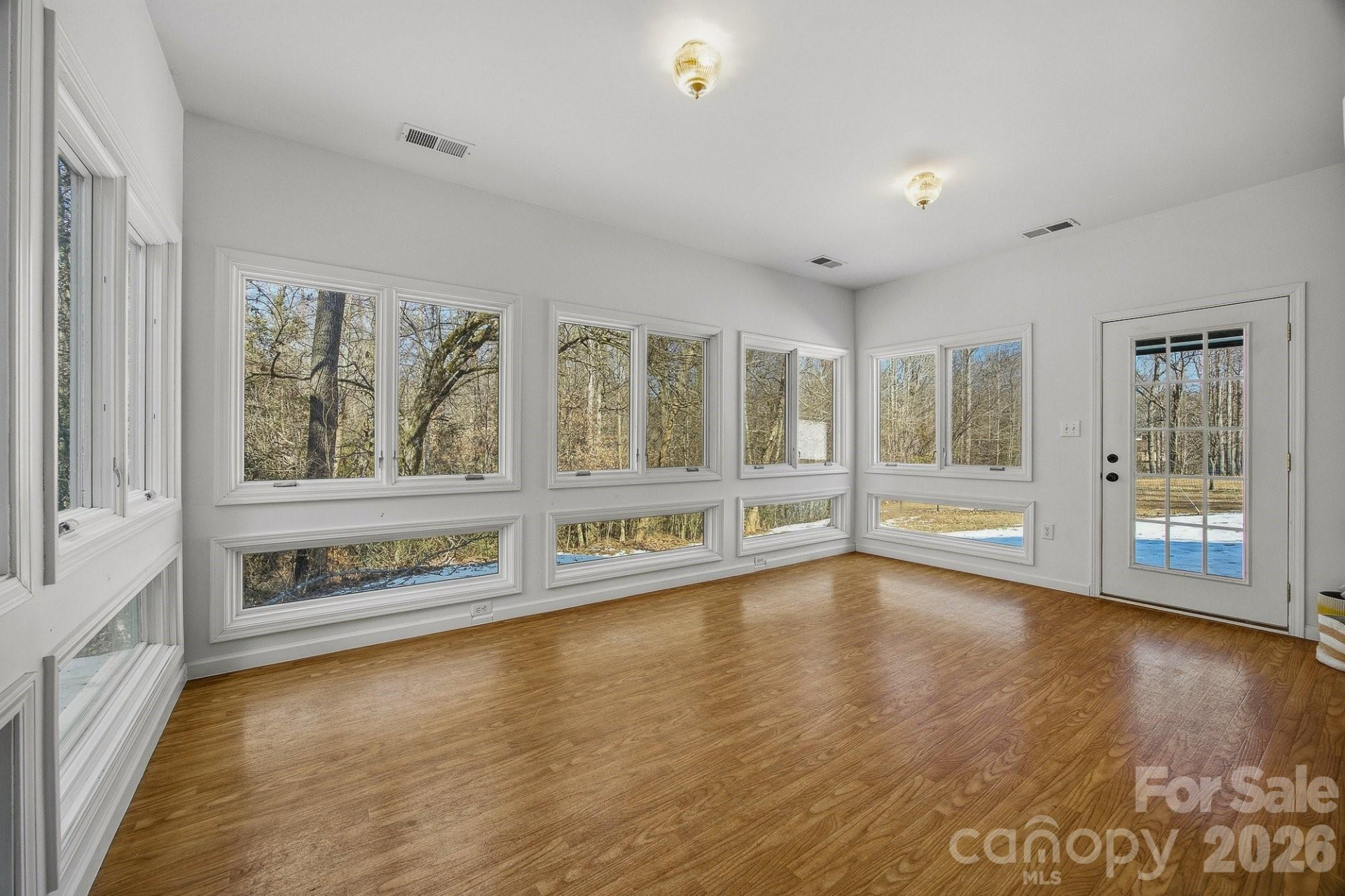 101 Honeysuckle Lane - Photo 26