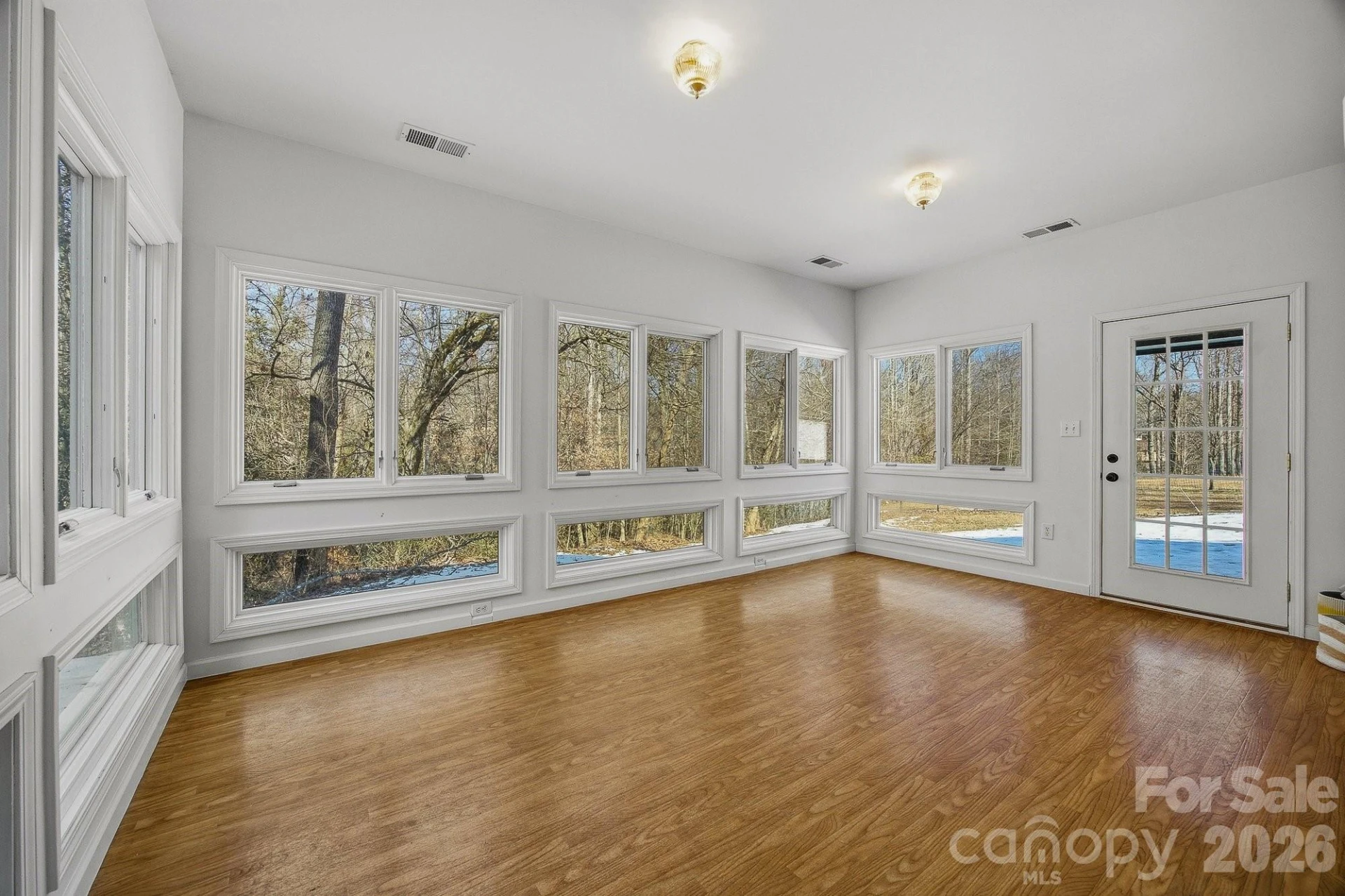 101 Honeysuckle Lane - Photo 26