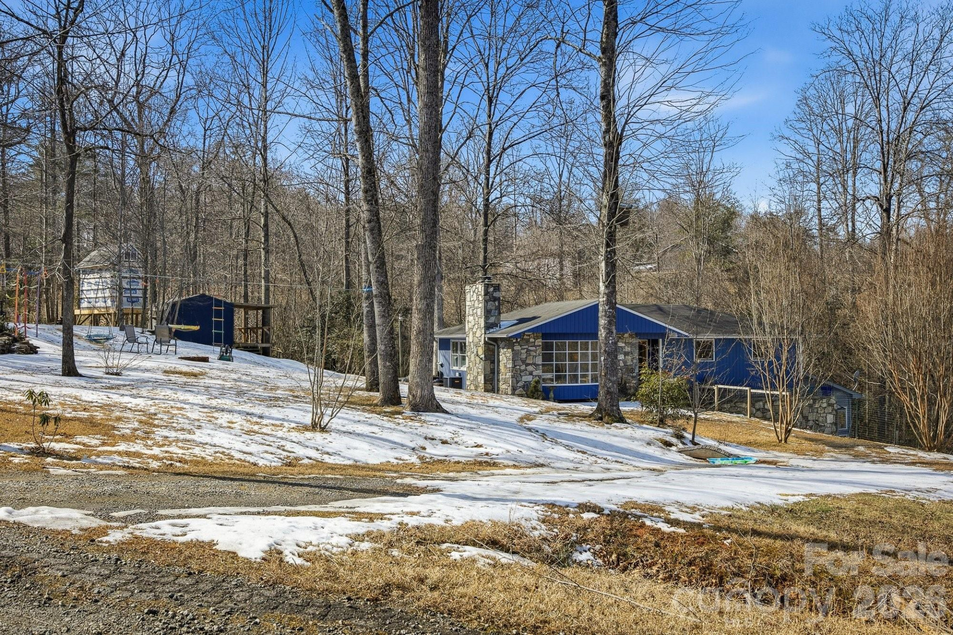 101 Honeysuckle Lane - Photo 33