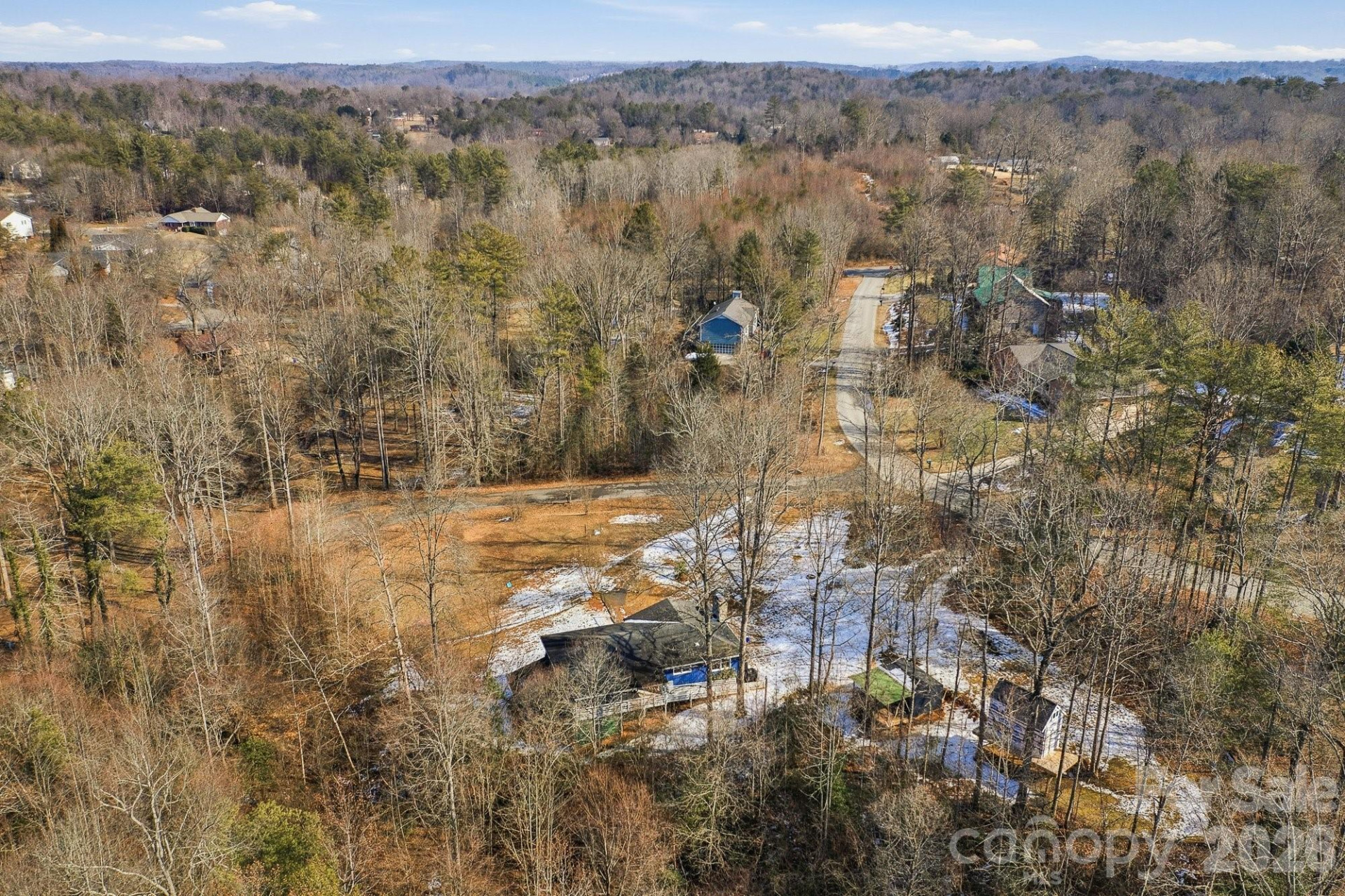 101 Honeysuckle Lane - Photo 37