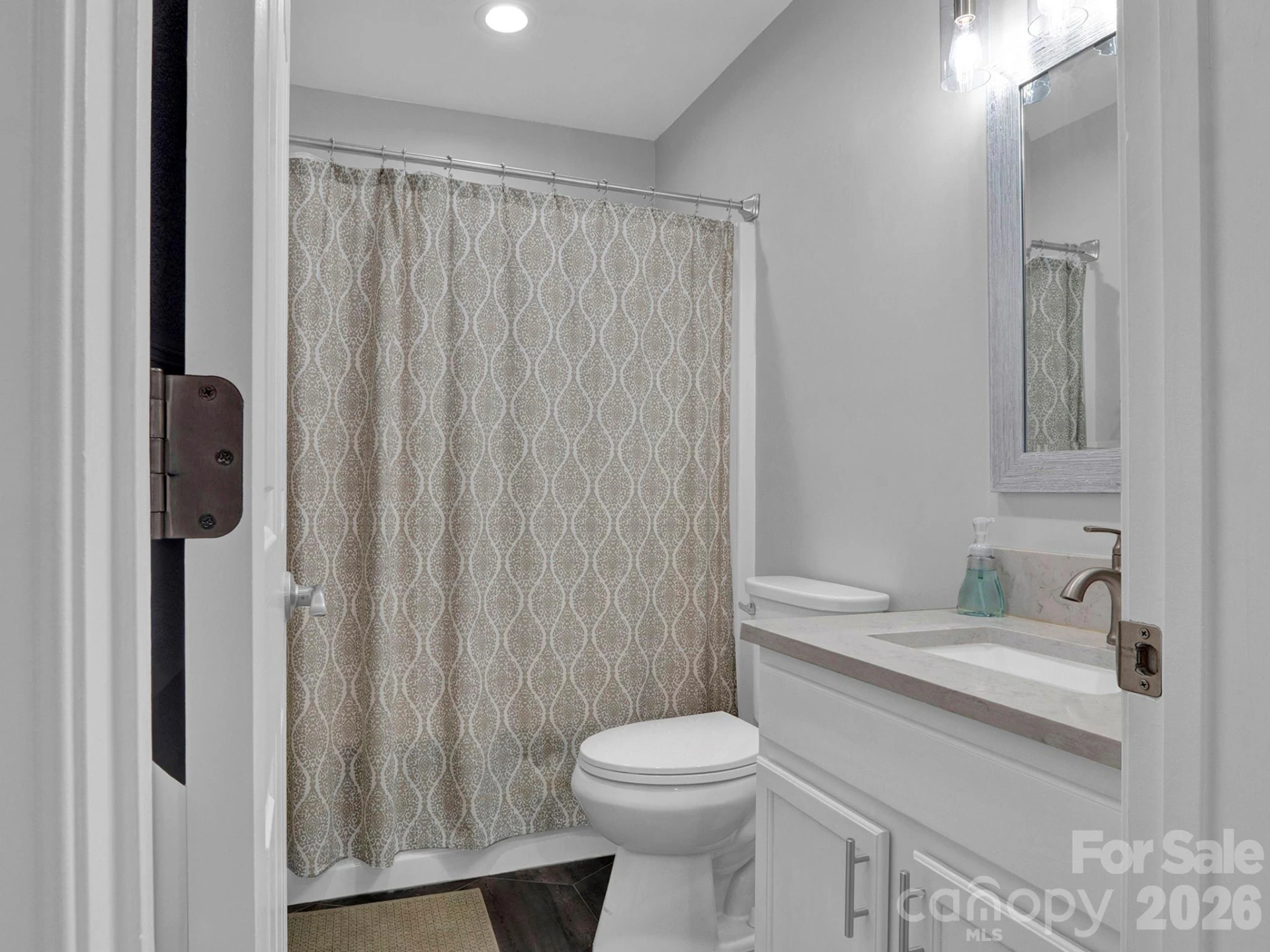 3807 Edgeview Drive - Photo 3