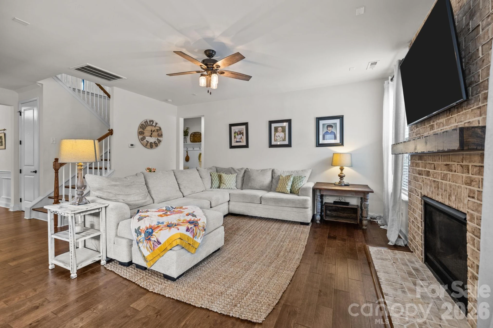 4064 Brandywine Terrace - Photo 9