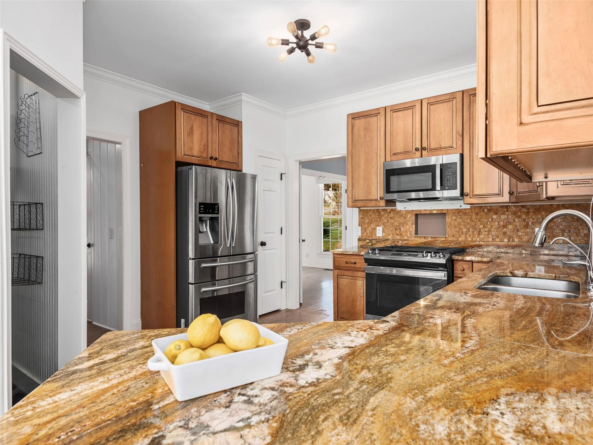 906 Woodvine Road - Photo 13