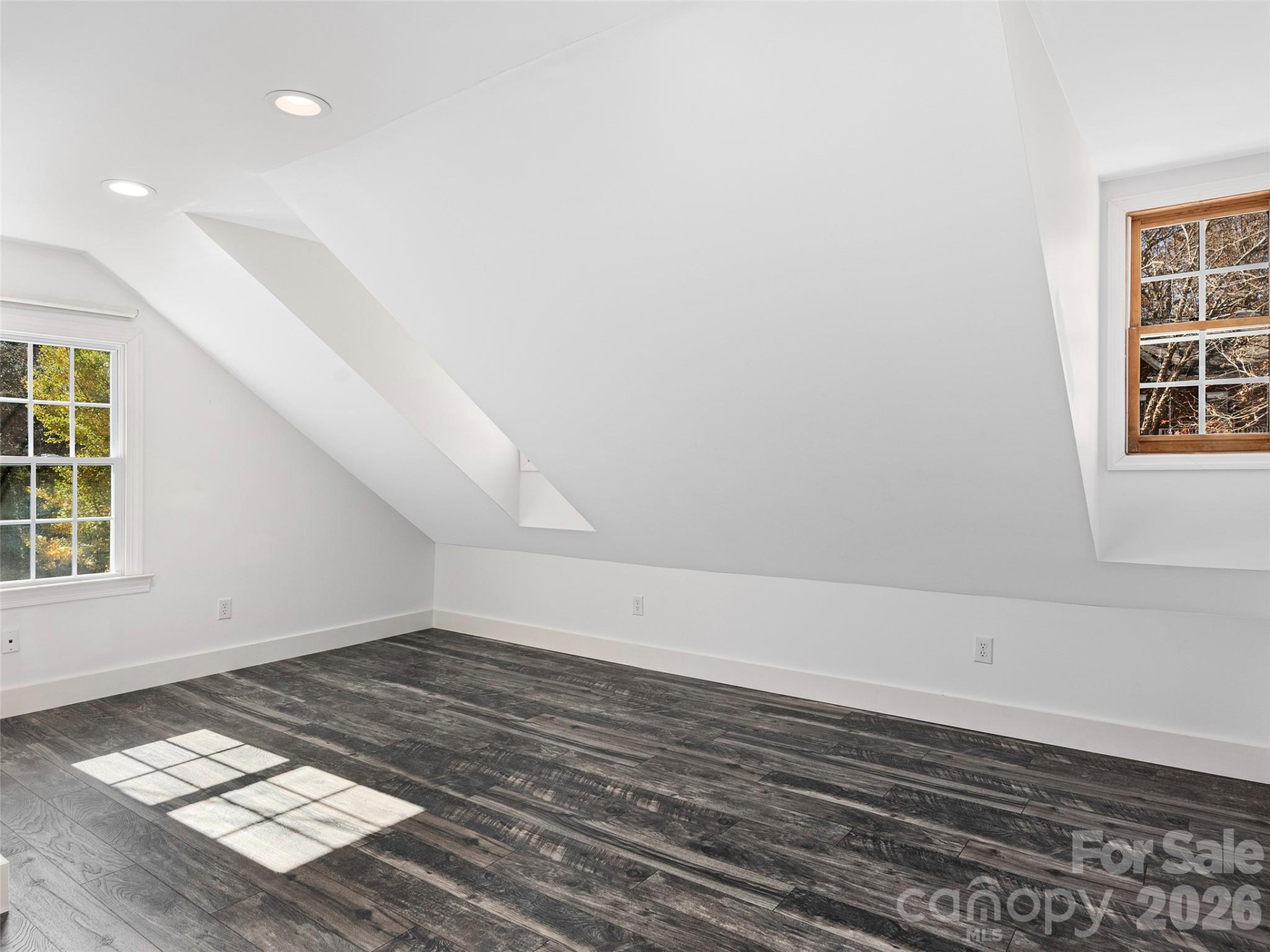 906 Woodvine Road - Photo 20