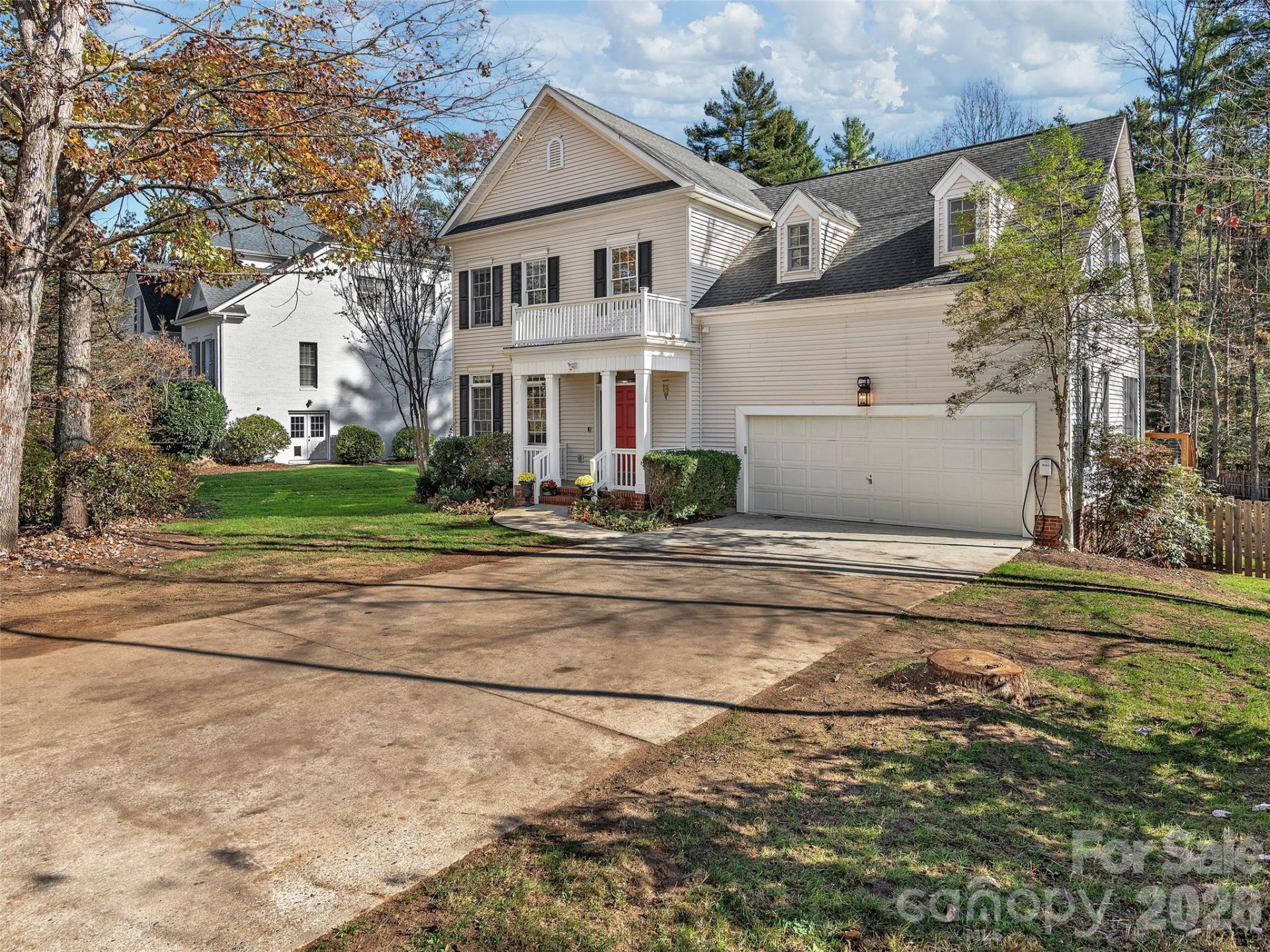 906 Woodvine Road - Photo 3