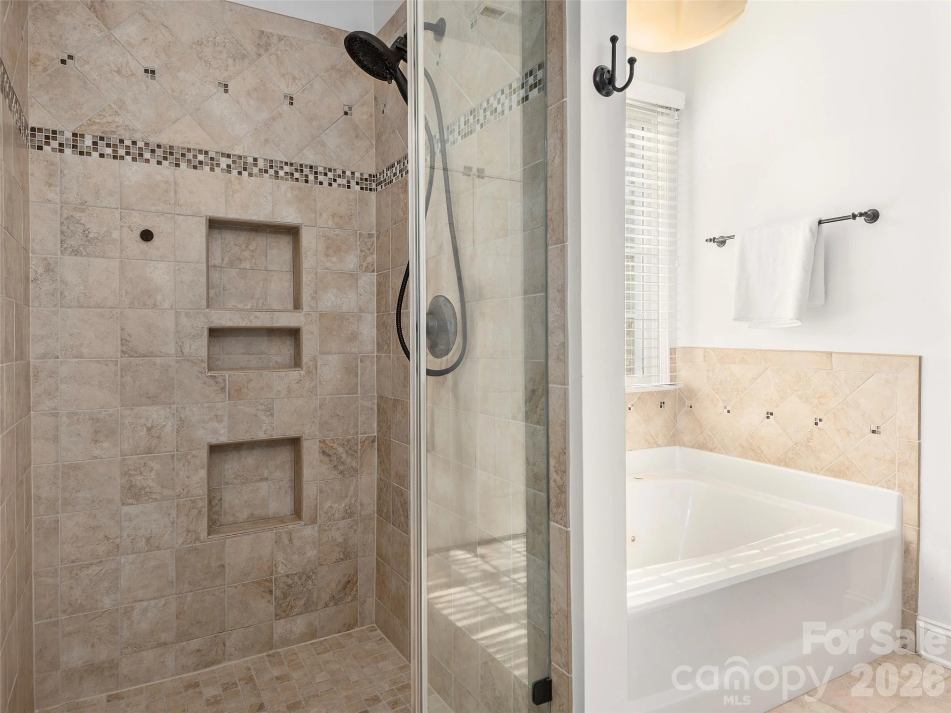 906 Woodvine Road - Photo 23