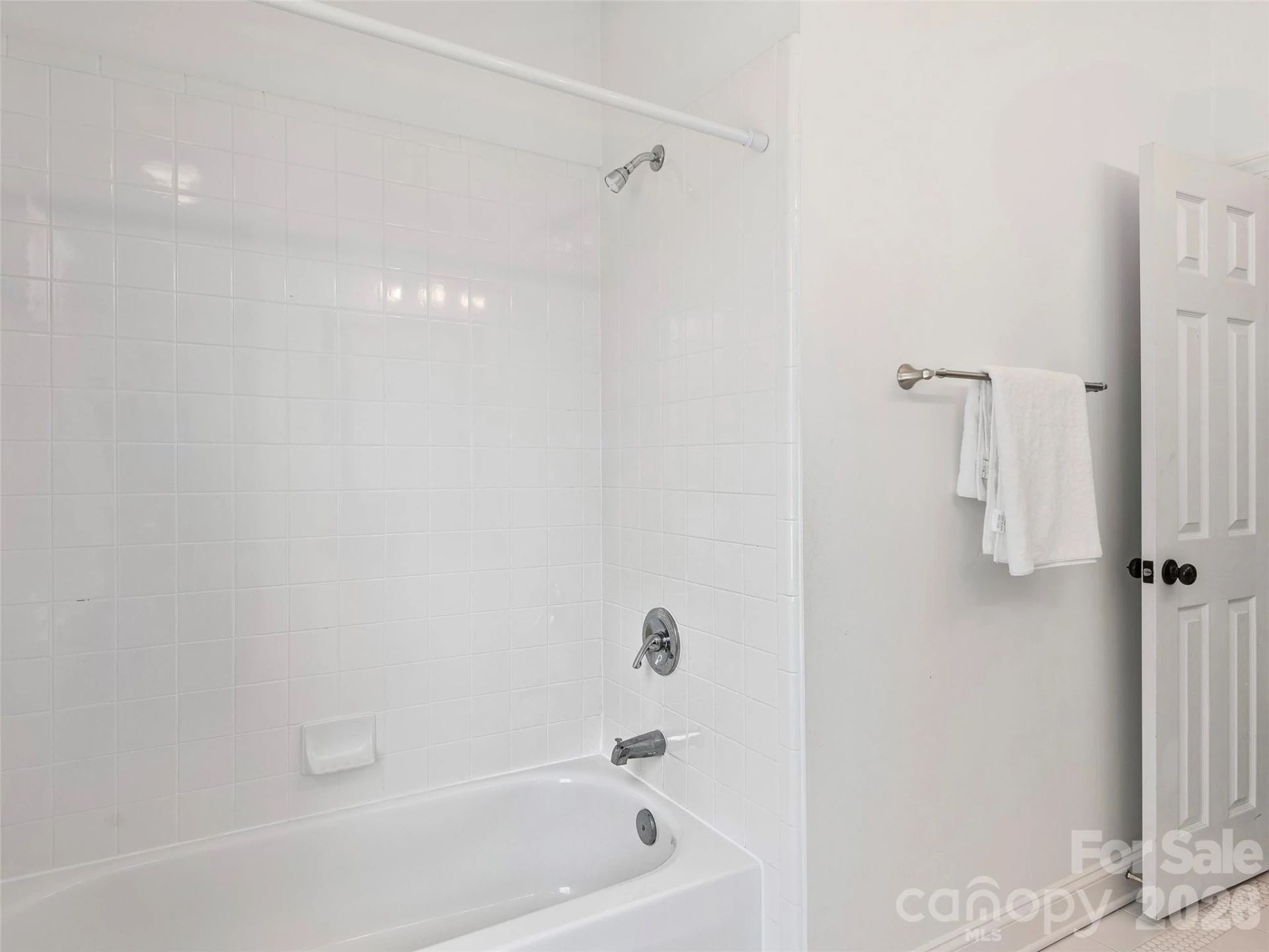 906 Woodvine Road - Photo 28