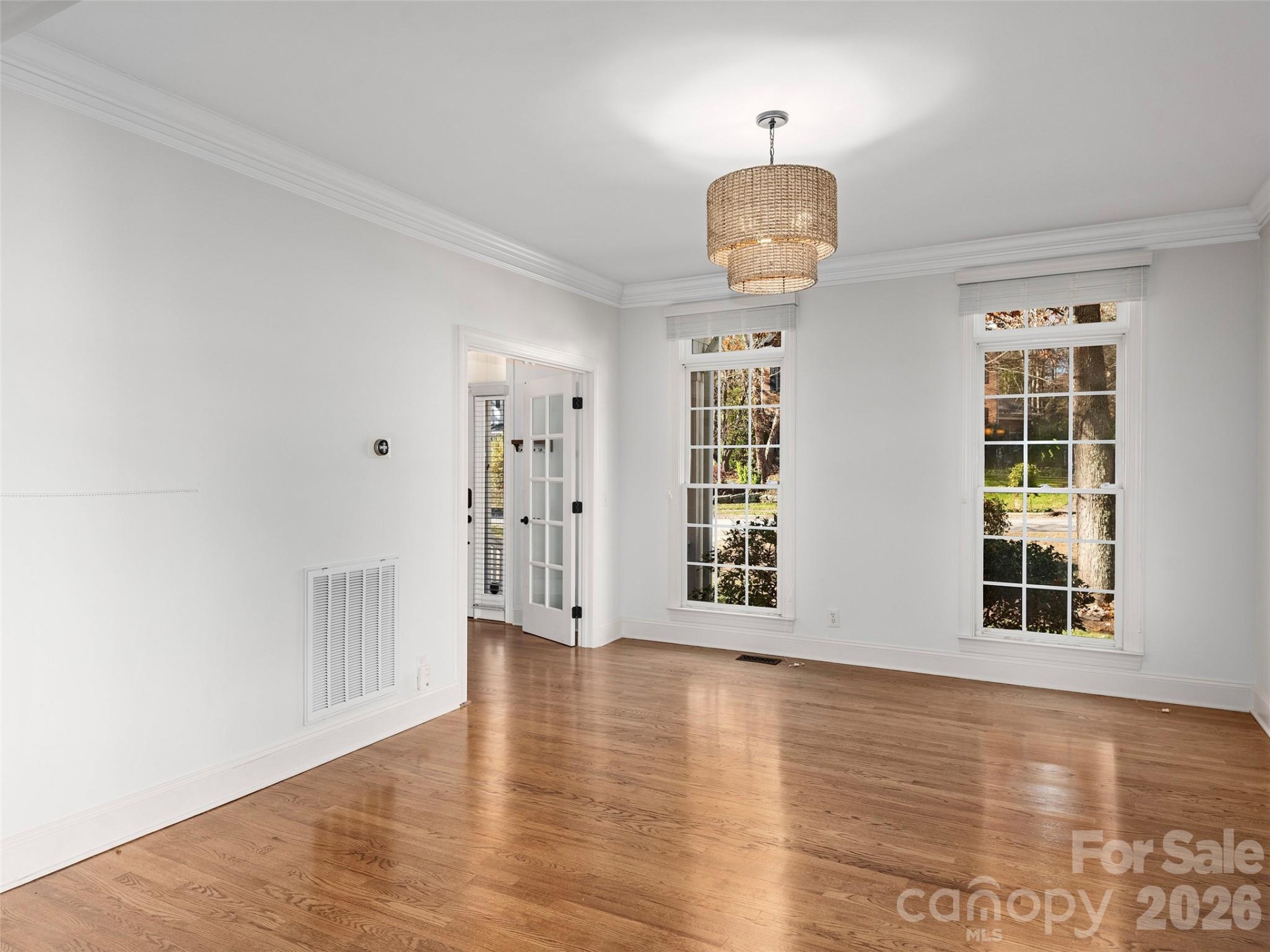 906 Woodvine Road - Photo 6