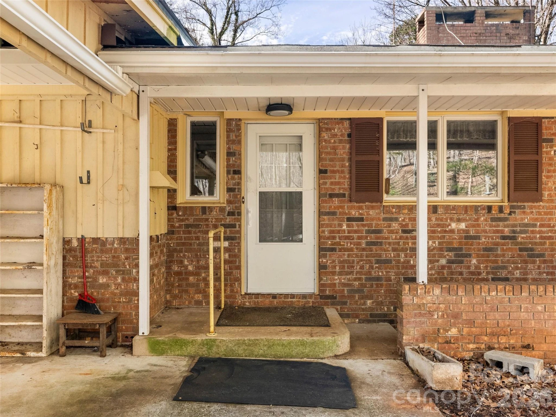 121 Hummingbird Lane - Photo 16