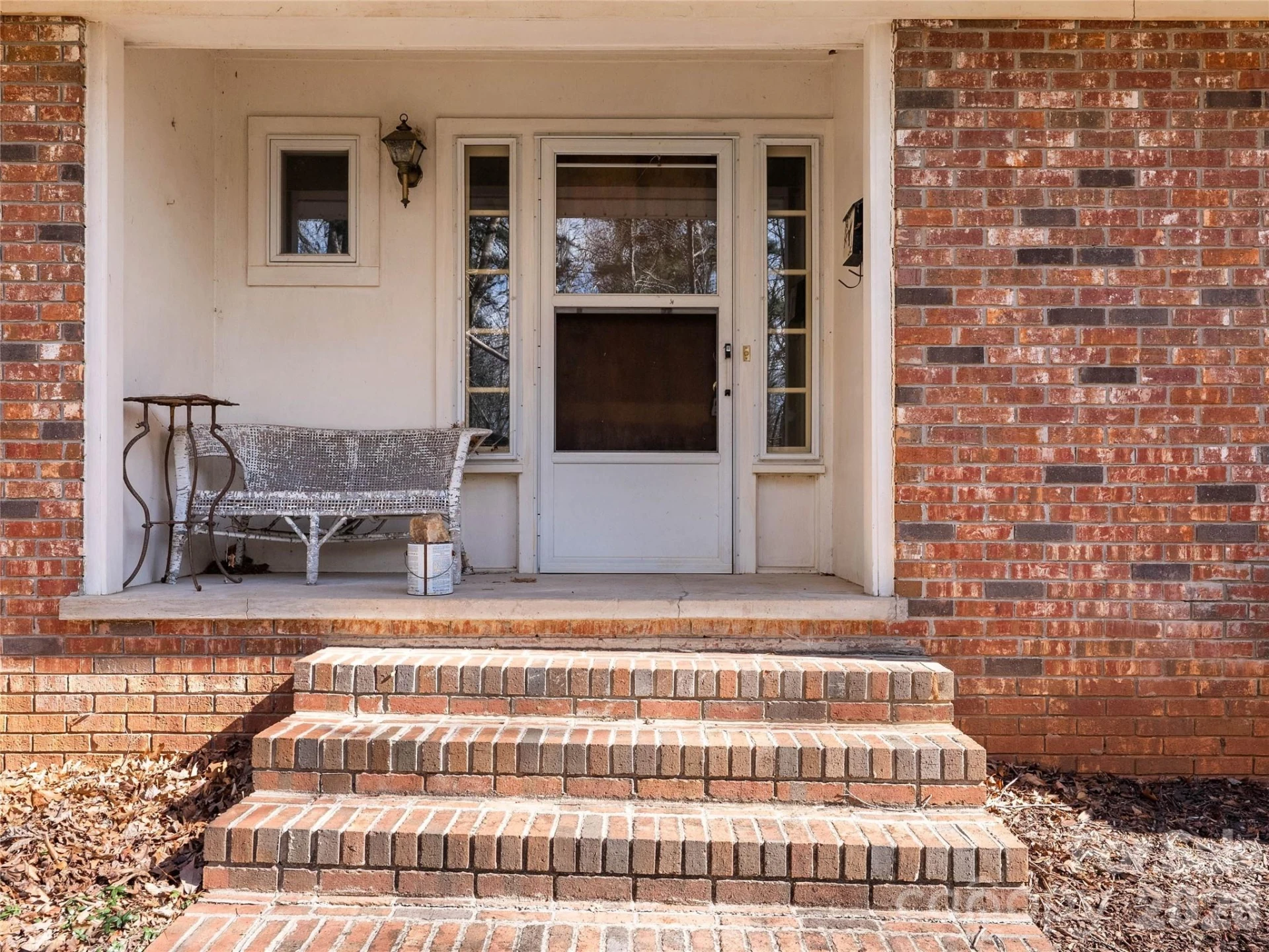 121 Hummingbird Lane - Photo 3