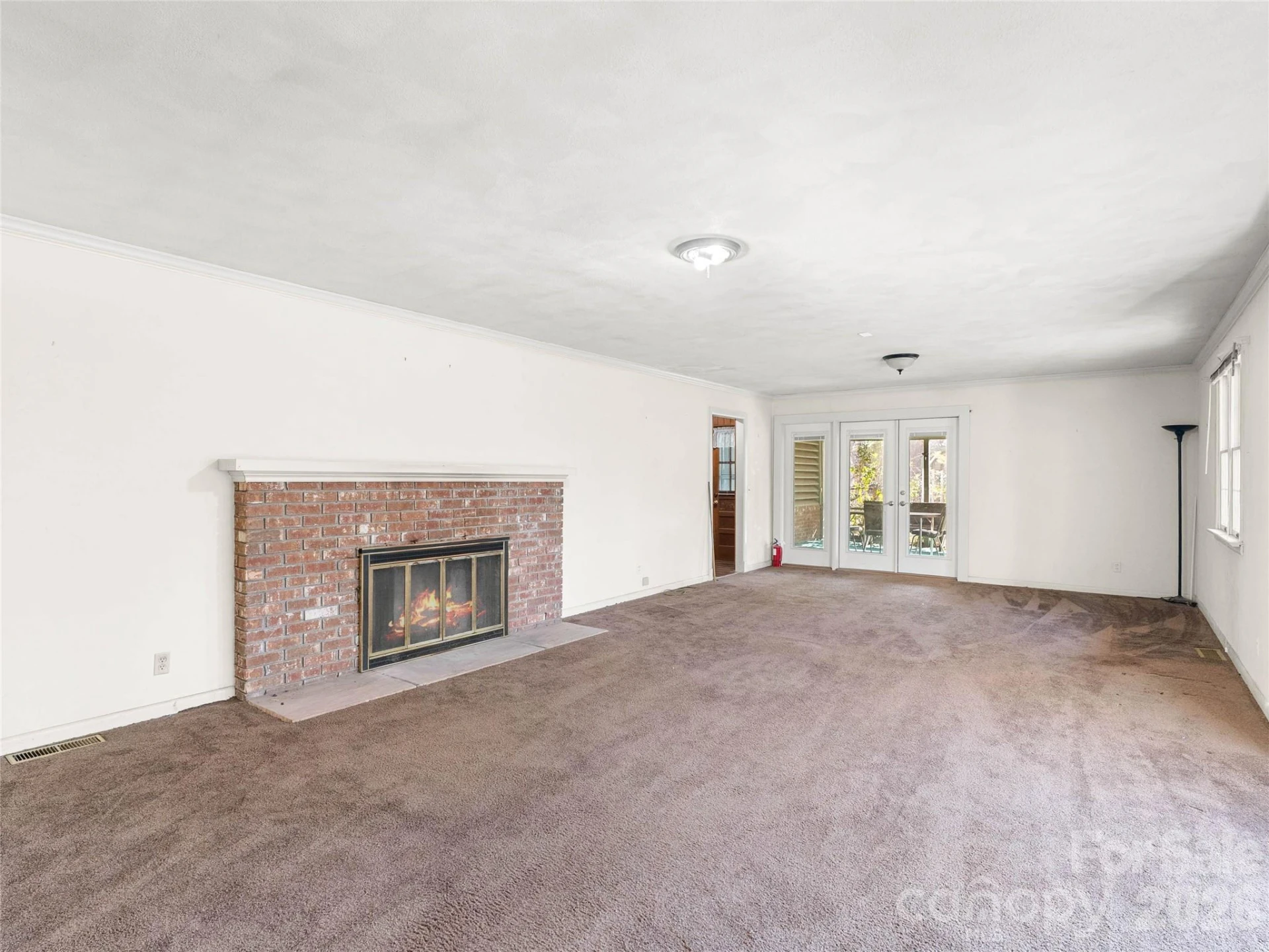 121 Hummingbird Lane - Photo 6