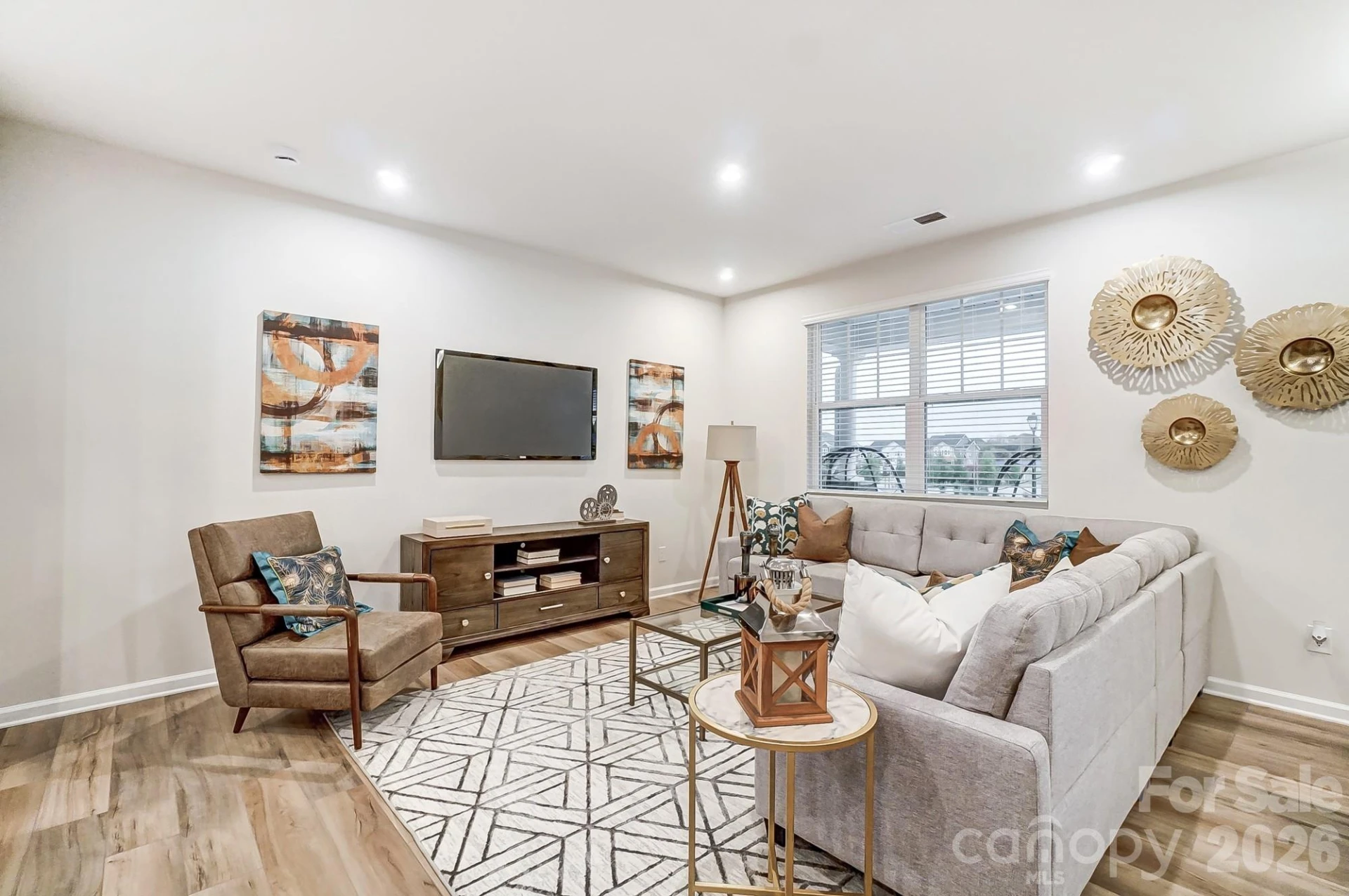 3839 Cheyney Park Drive - Photo 5