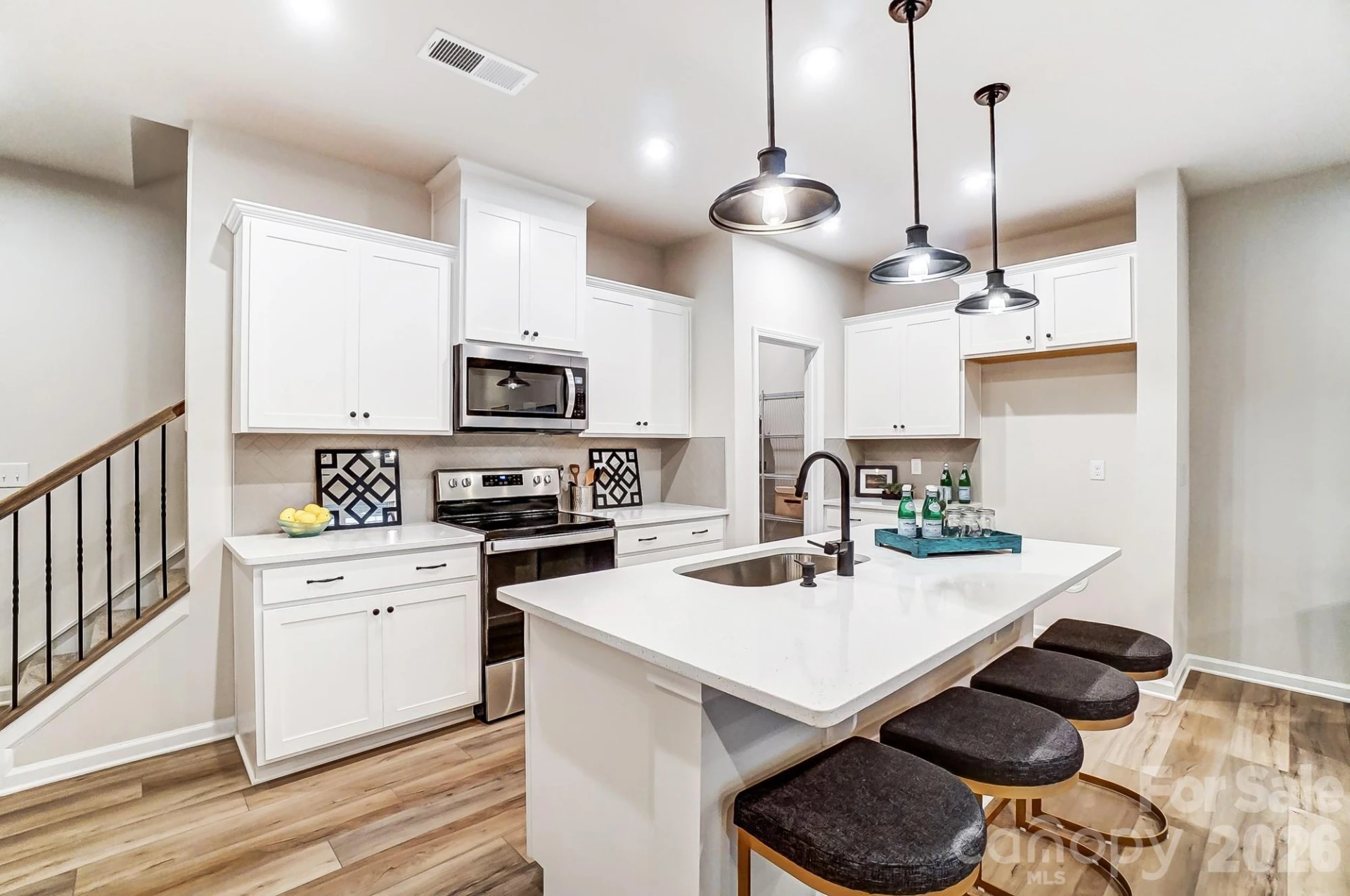 3839 Cheyney Park Drive - Photo 8