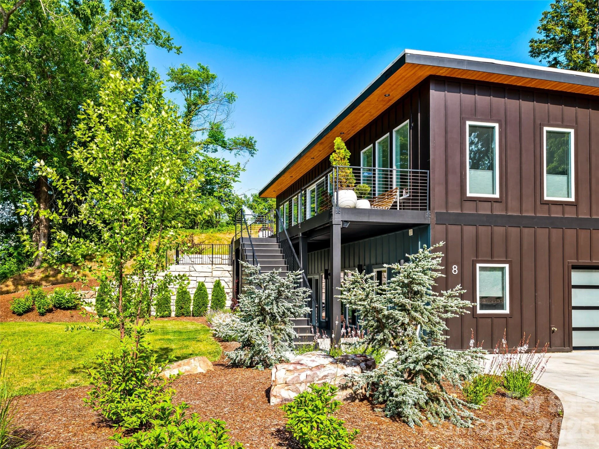 8 Midland Drive - Photo 5