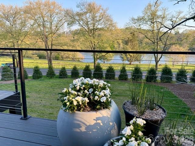 8 Midland Drive - Photo 39