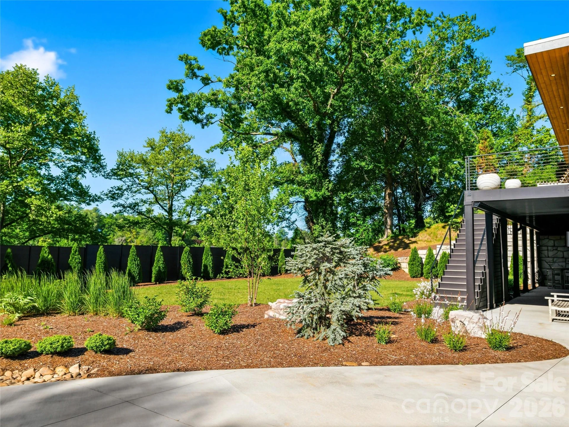 8 Midland Drive - Photo 45