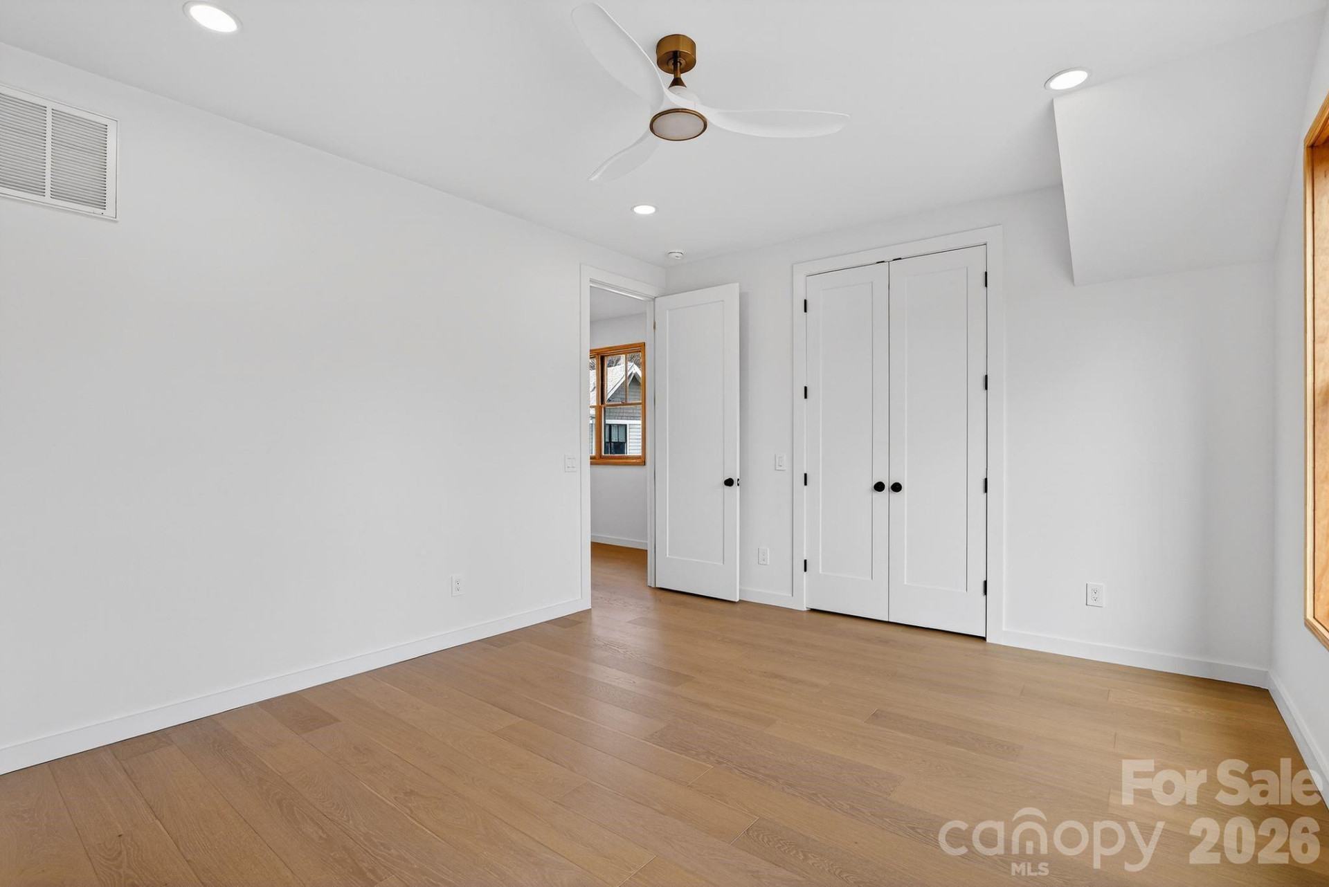 8 Houston Street - Photo 35