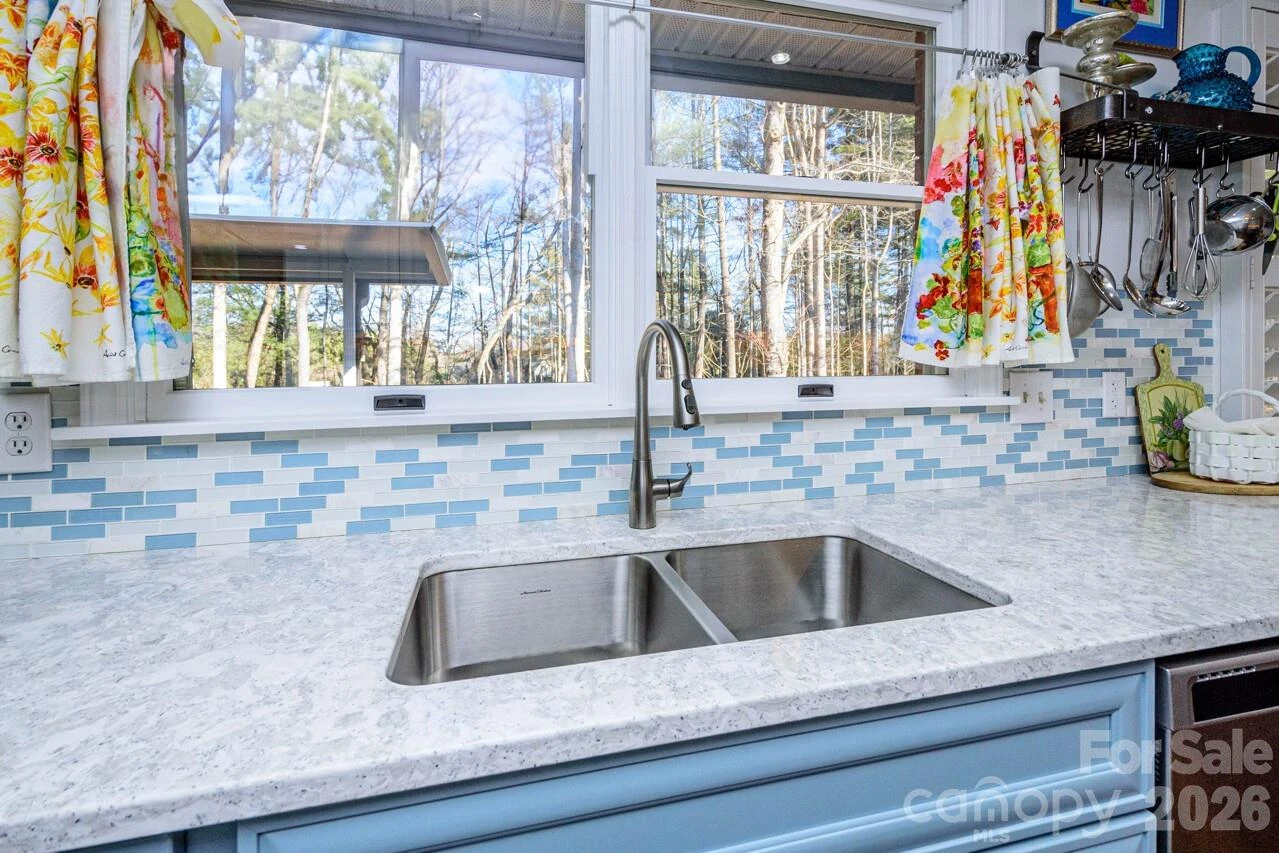 355 Mockingbird Drive - Photo 16
