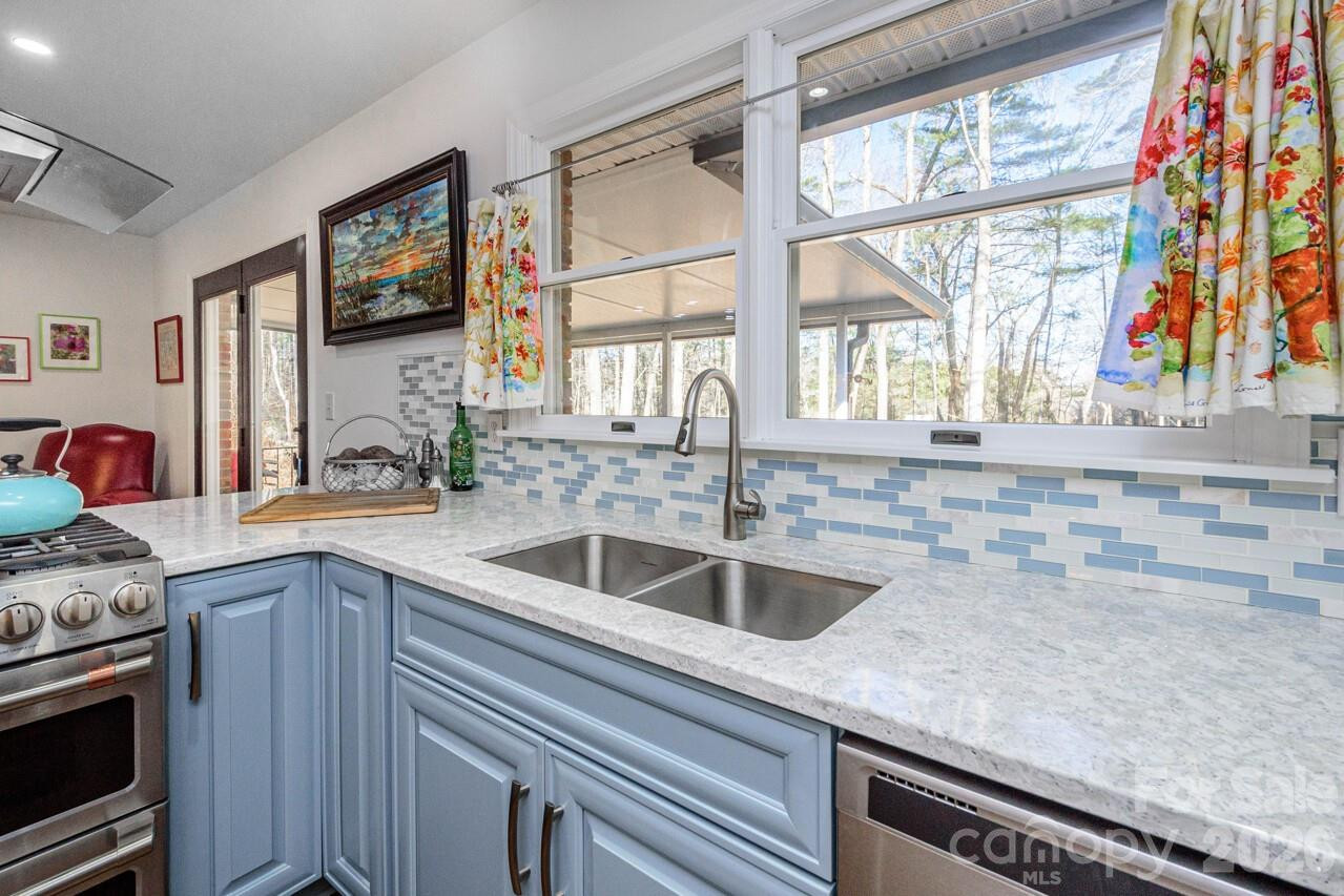 355 Mockingbird Drive - Photo 17