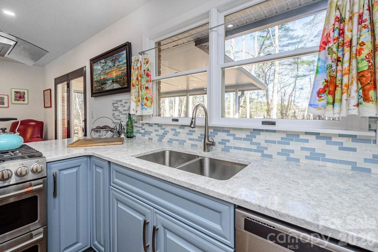 355 Mockingbird Drive - Photo 17