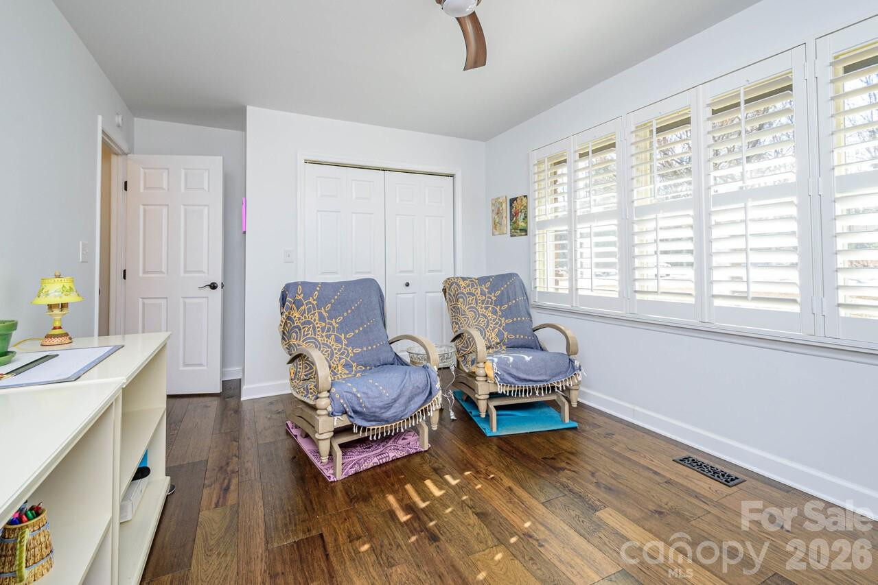 355 Mockingbird Drive - Photo 33