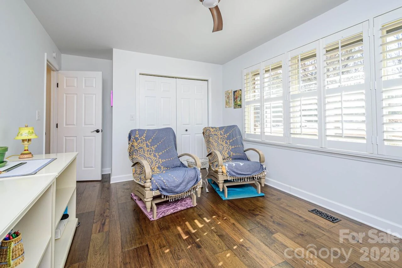 355 Mockingbird Drive - Photo 33