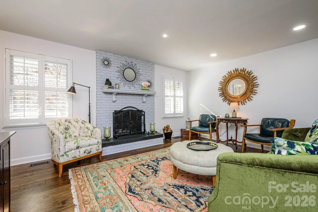 355 Mockingbird Drive - Photo 7