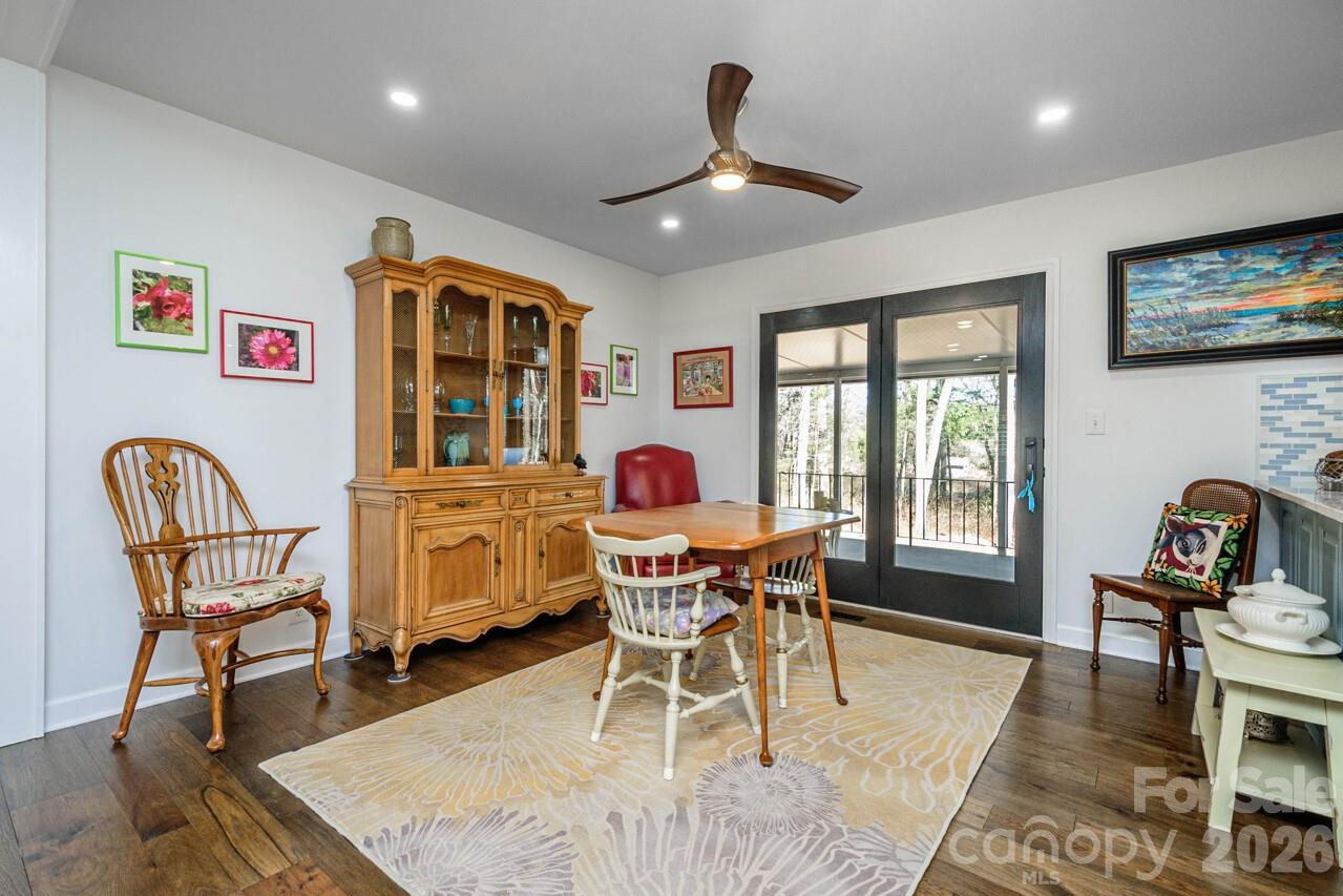 355 Mockingbird Drive - Photo 8