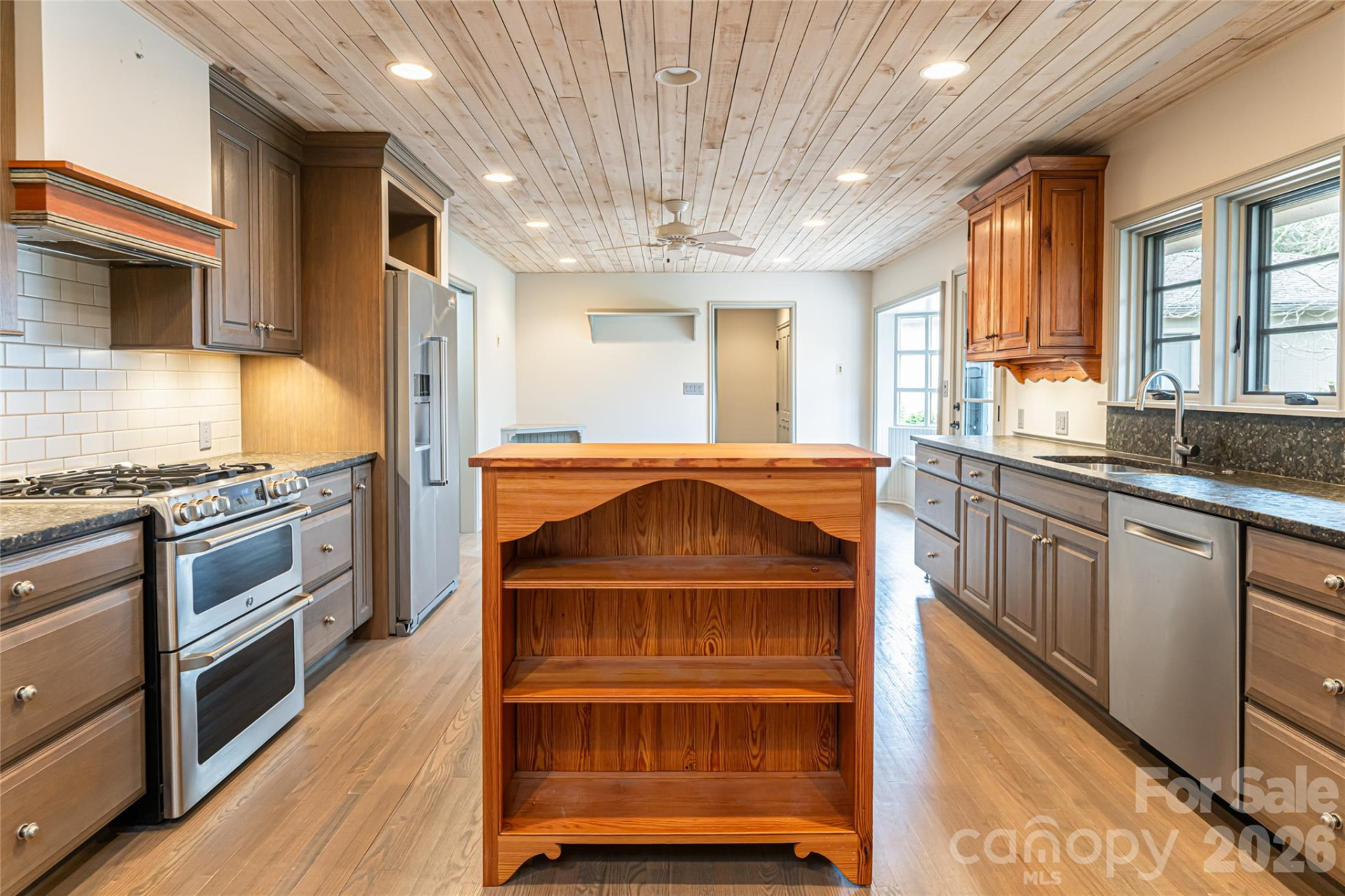 21 Pine Tree Circle - Photo 11