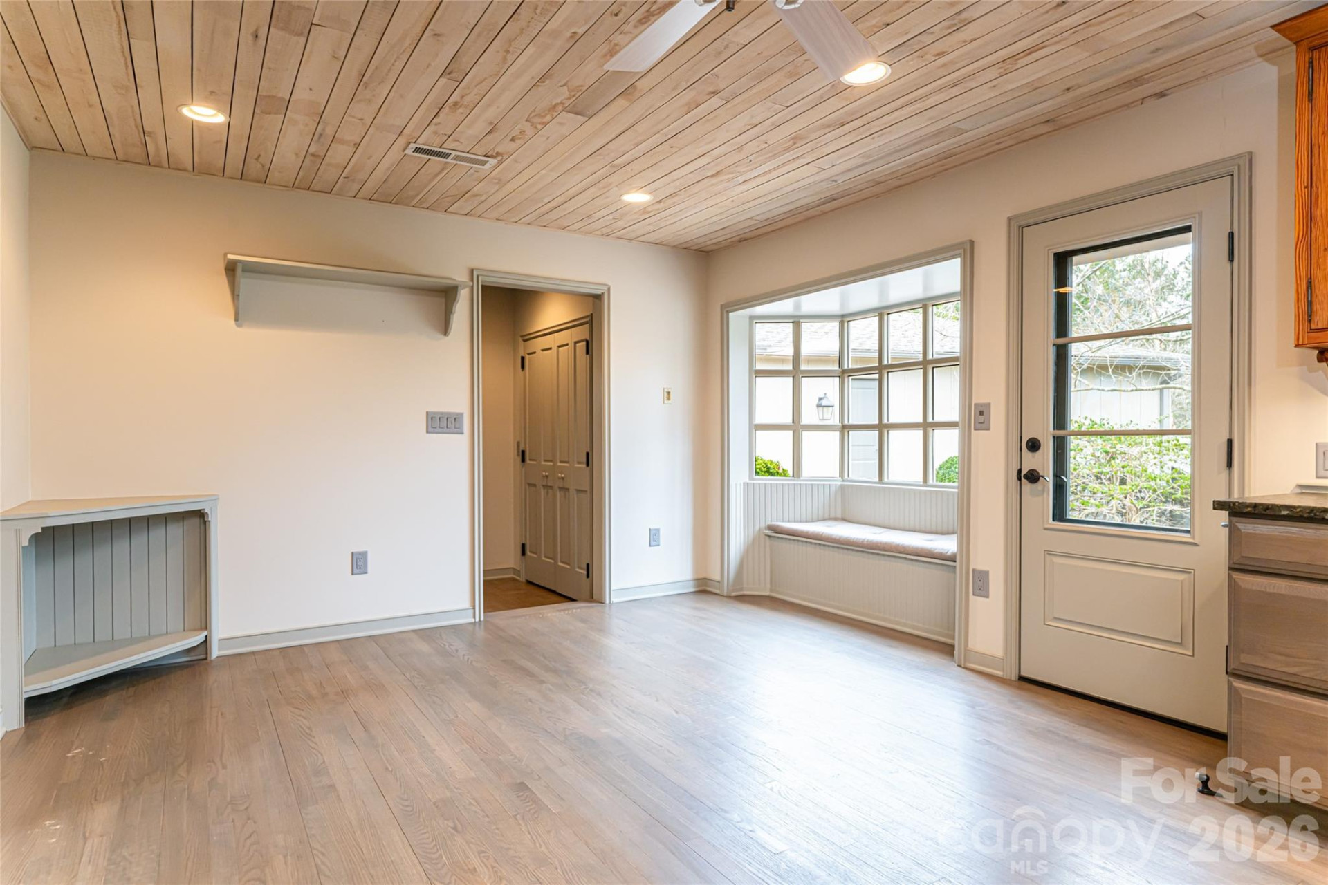 21 Pine Tree Circle - Photo 13