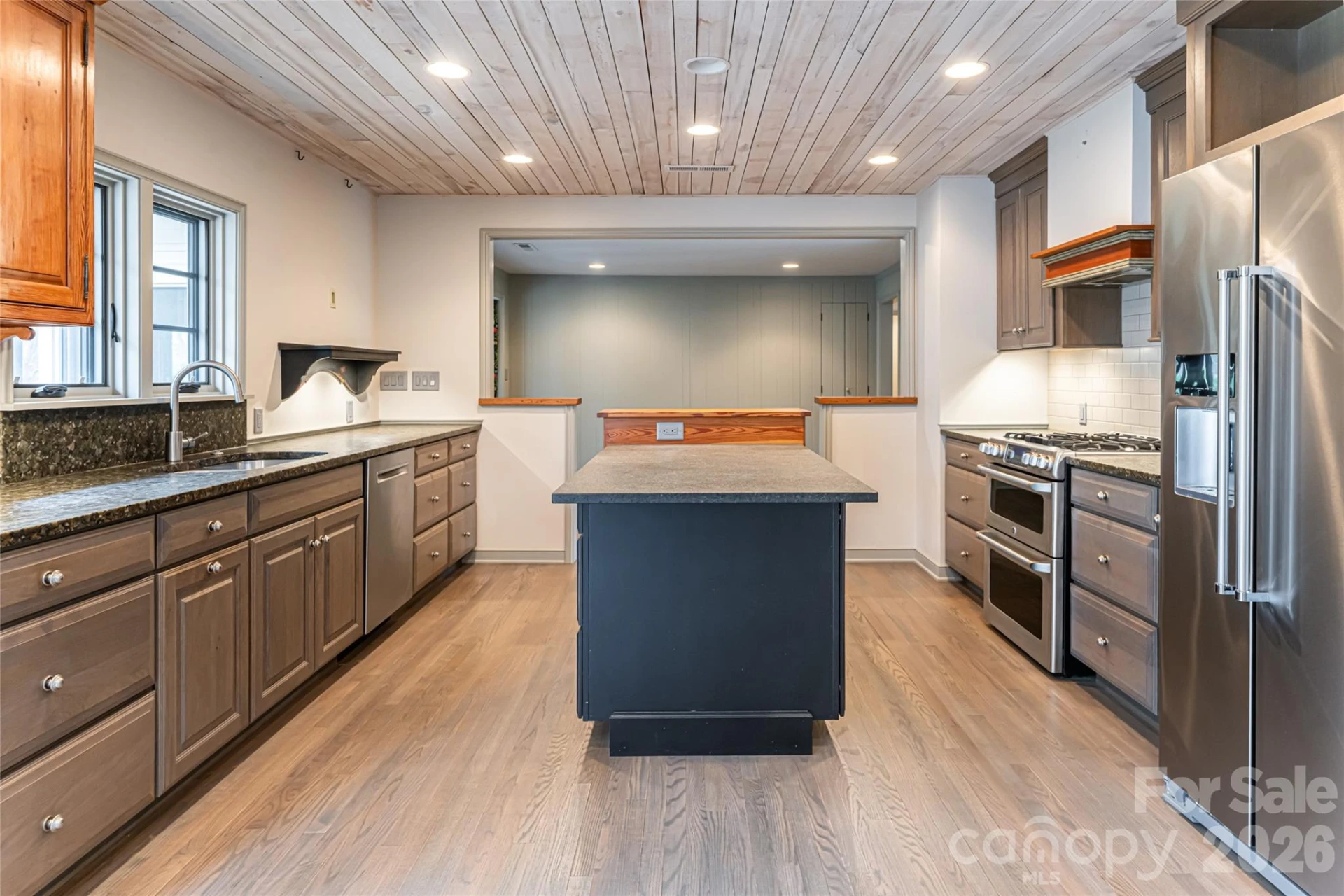 21 Pine Tree Circle - Photo 10